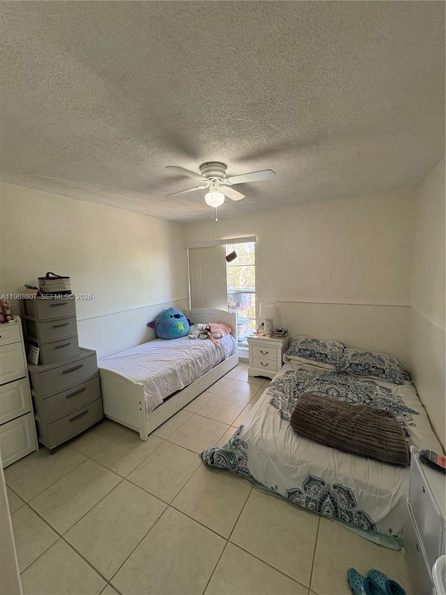 1950 W 56th St #2309D, Hialeah FL 33012
