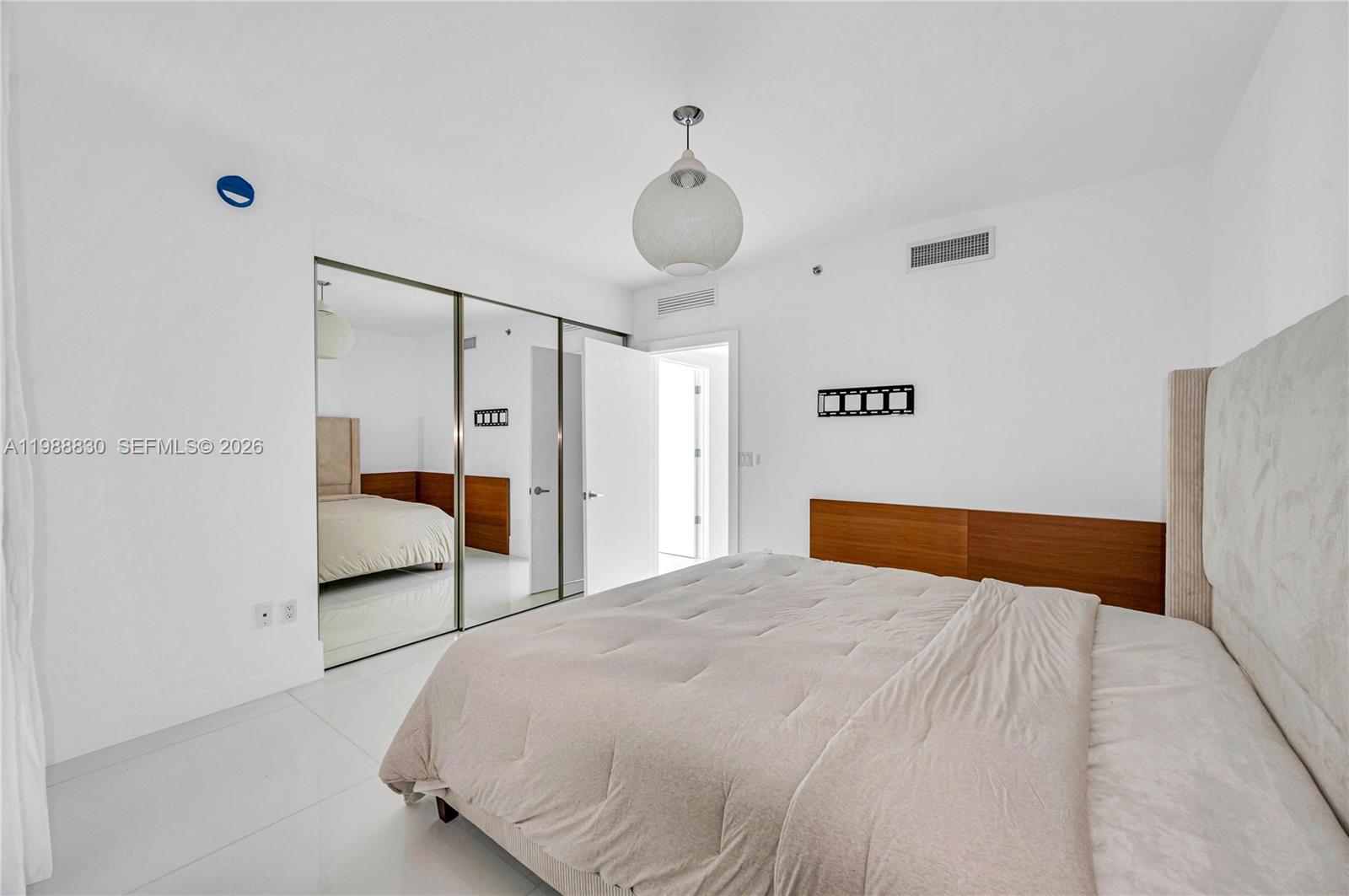 495 Brickell Ave #5601, Miami FL 33131