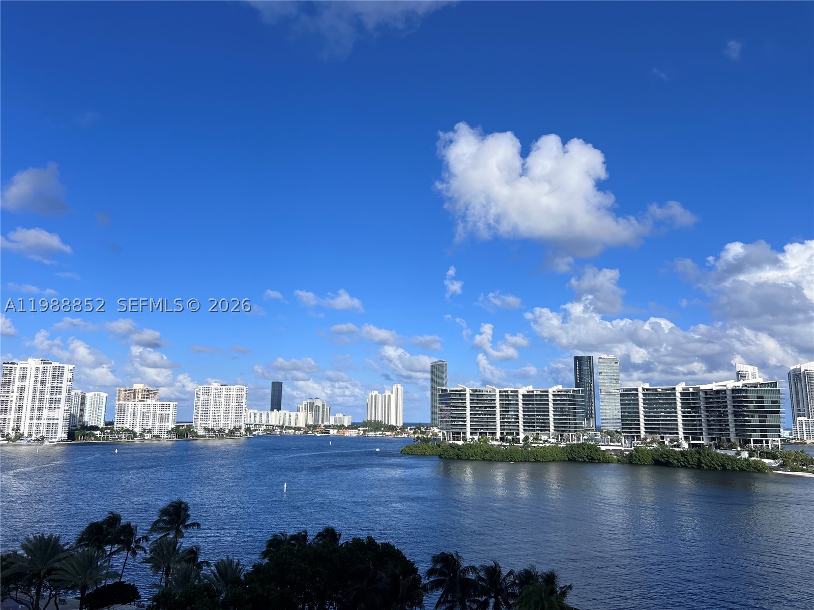 3301 NE 183rd St #905, Aventura FL 33160