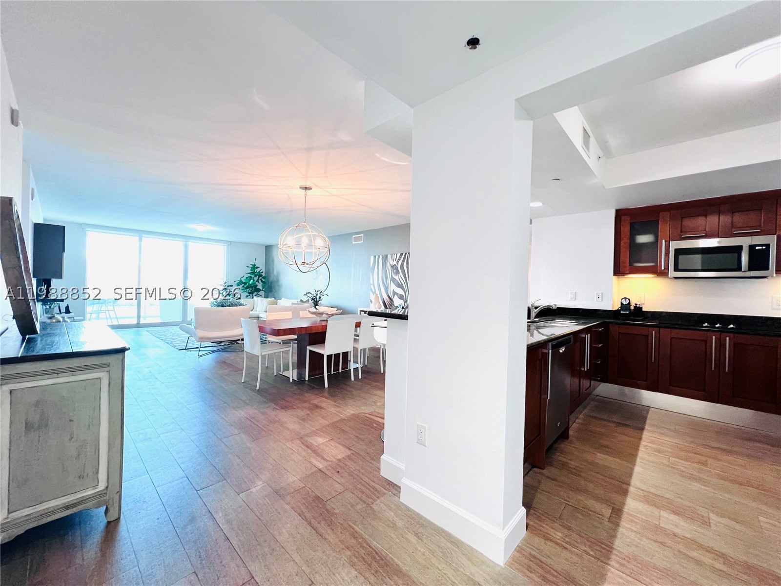 3301 NE 183rd St #905, Aventura FL 33160