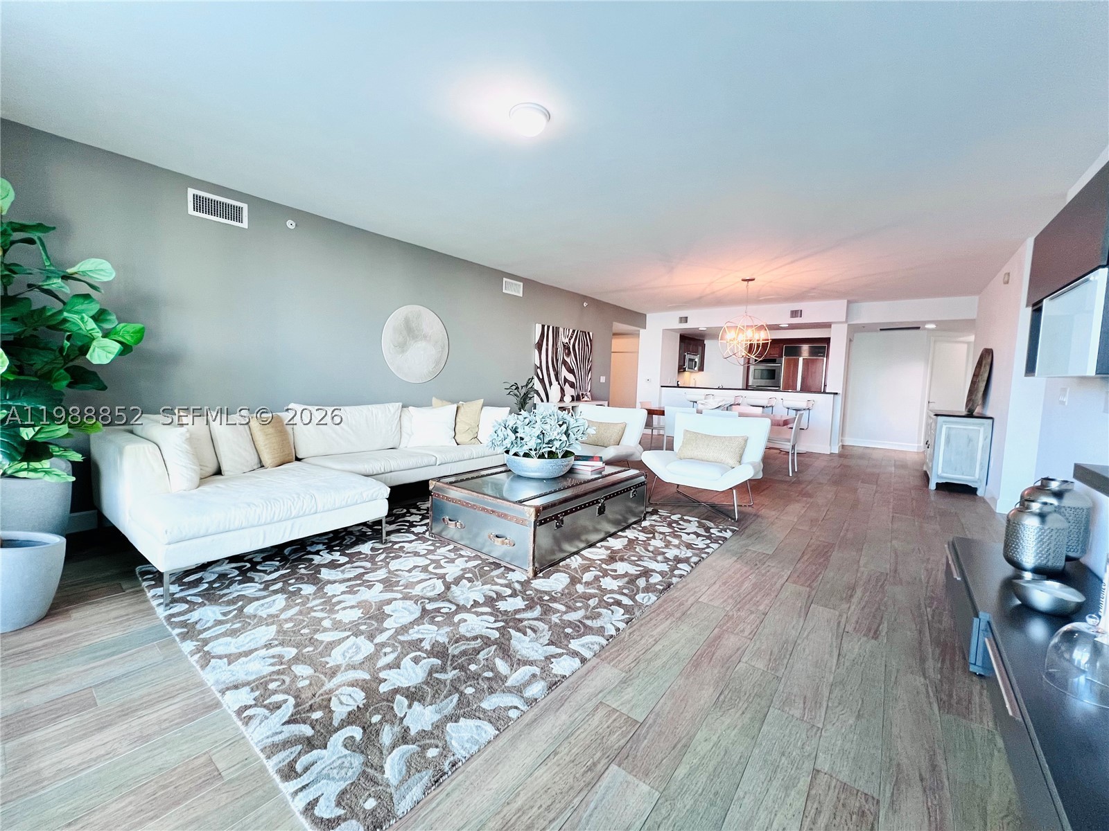3301 NE 183rd St #905, Aventura FL 33160