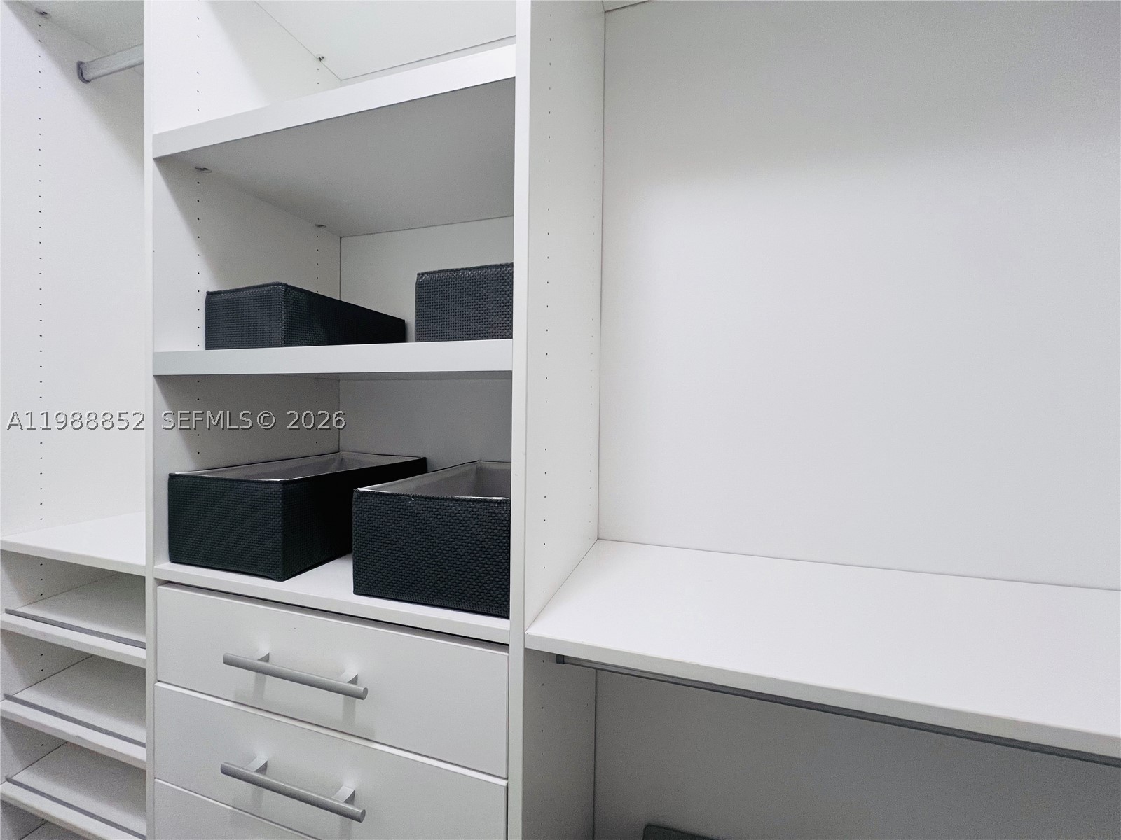 3301 NE 183rd St #905, Aventura FL 33160