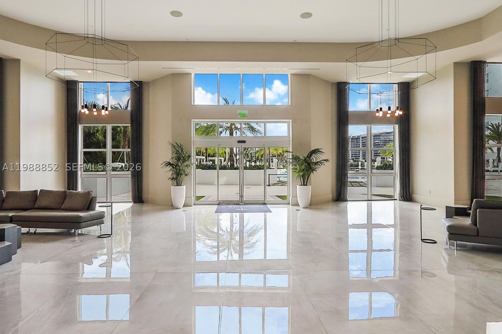 3301 NE 183rd St #905, Aventura FL 33160