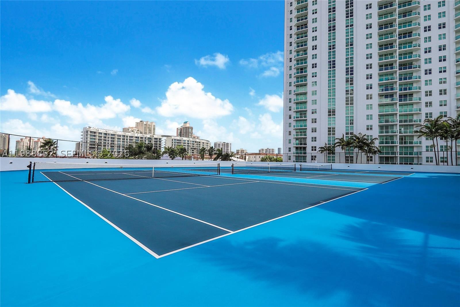 3301 NE 183rd St #905, Aventura FL 33160