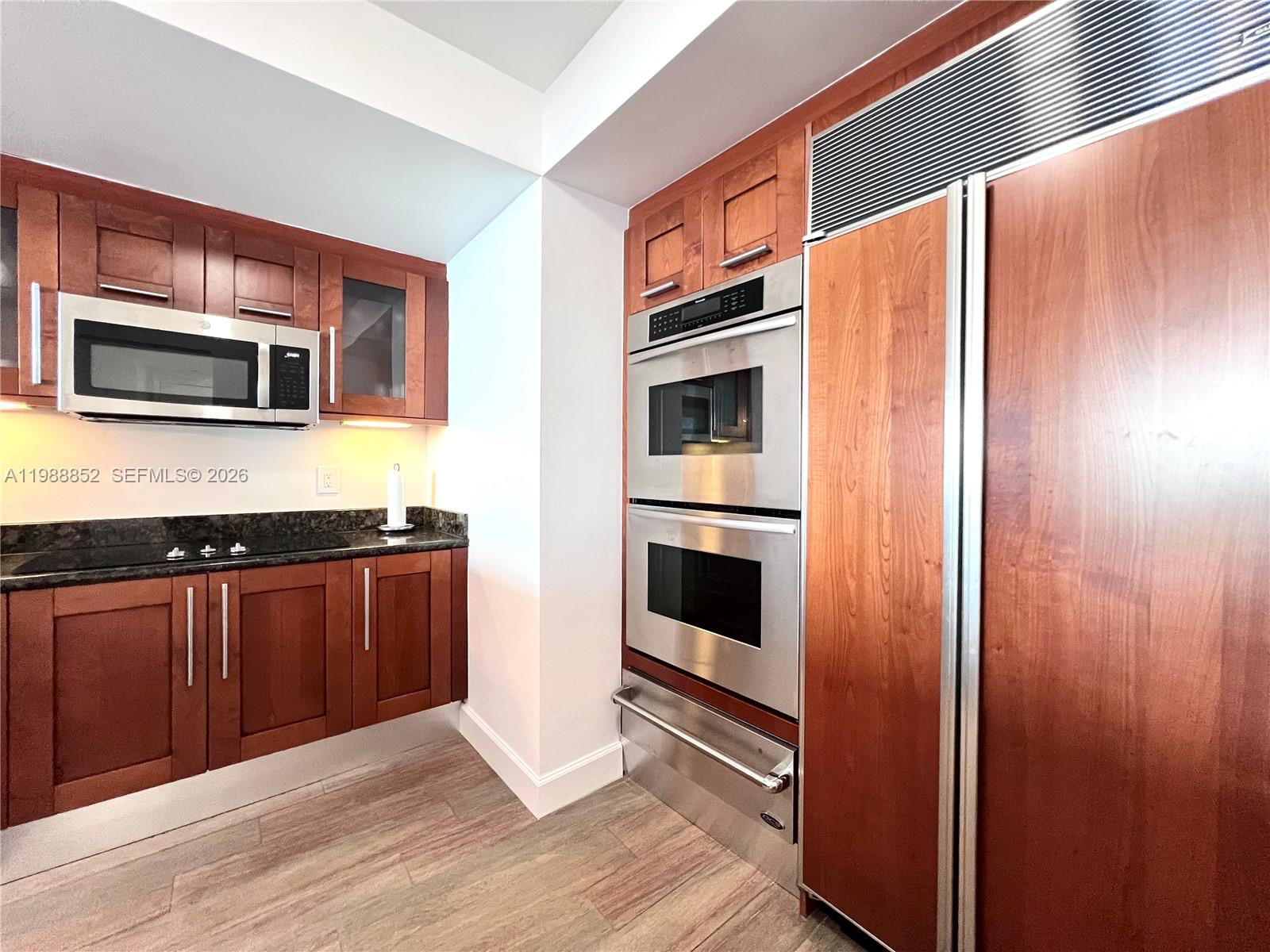 3301 NE 183rd St #905, Aventura FL 33160