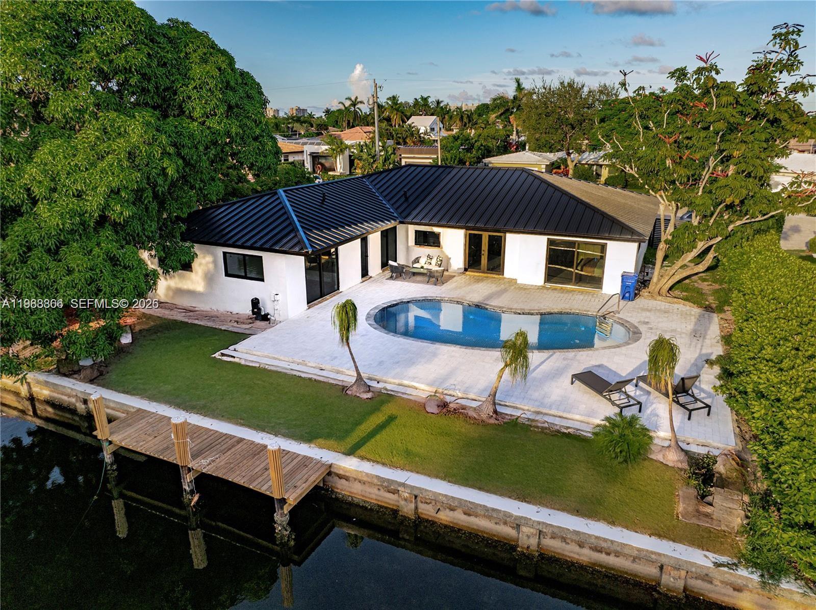 5561 NE 28th Ave, Fort Lauderdale FL 33308