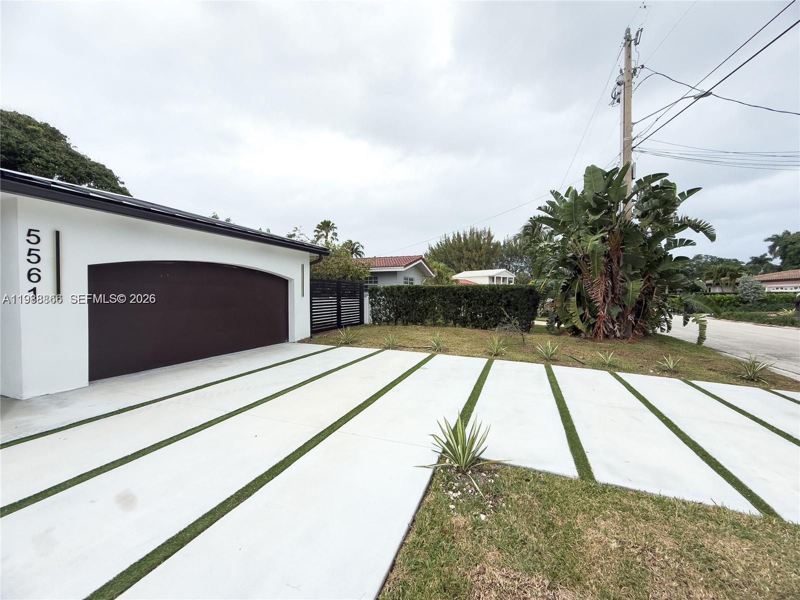 5561 NE 28th Ave, Fort Lauderdale FL 33308