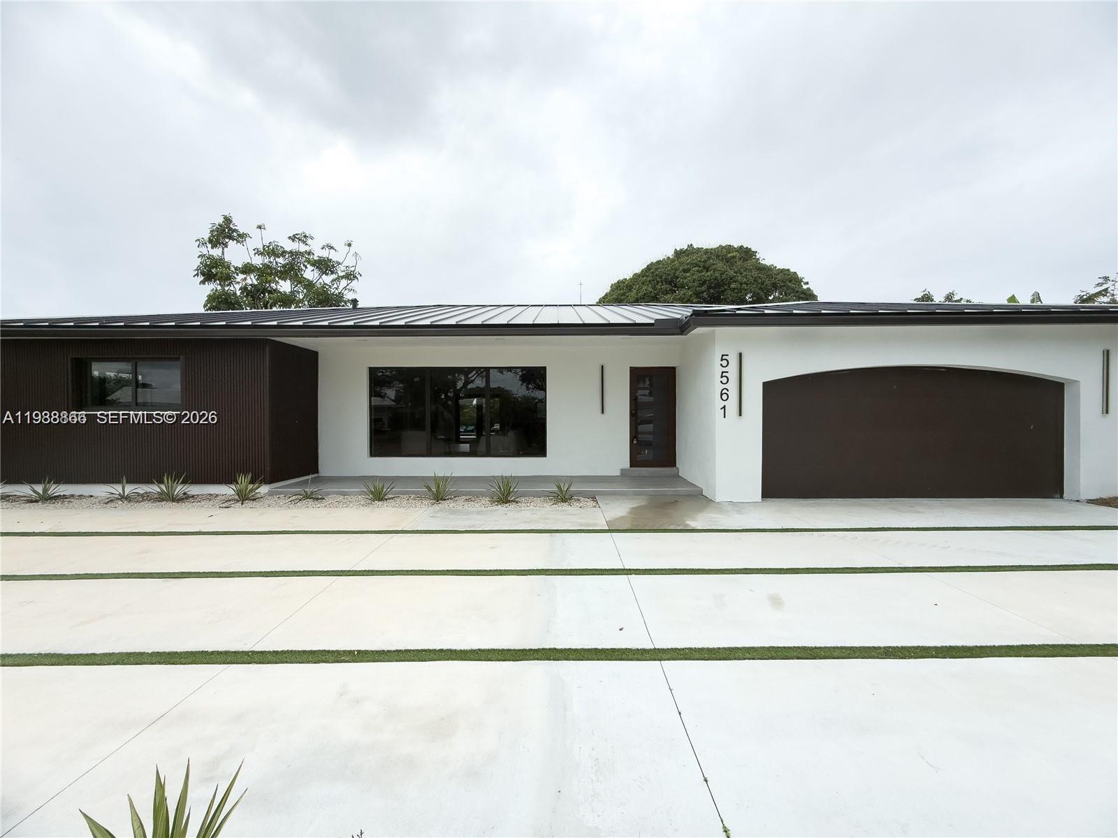 5561 NE 28th Ave, Fort Lauderdale FL 33308