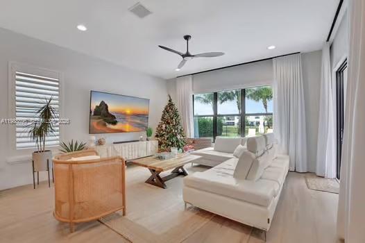 8514 Apple Falls Ln ##, Boca Raton FL 33496