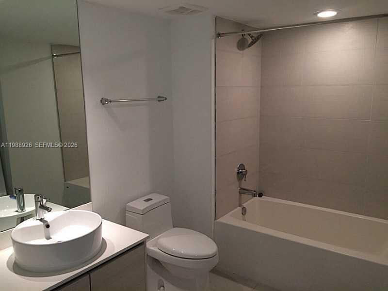 4250 BISCAYNE BLVD #1414, Miami FL 33137