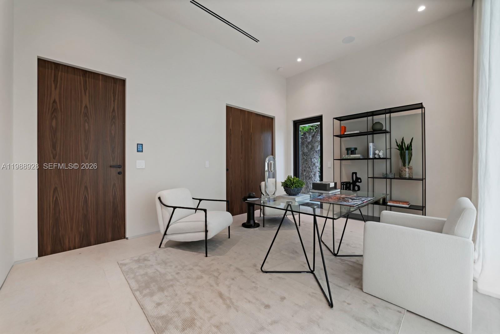 5545 SW 81st Ter, Miami FL 33143