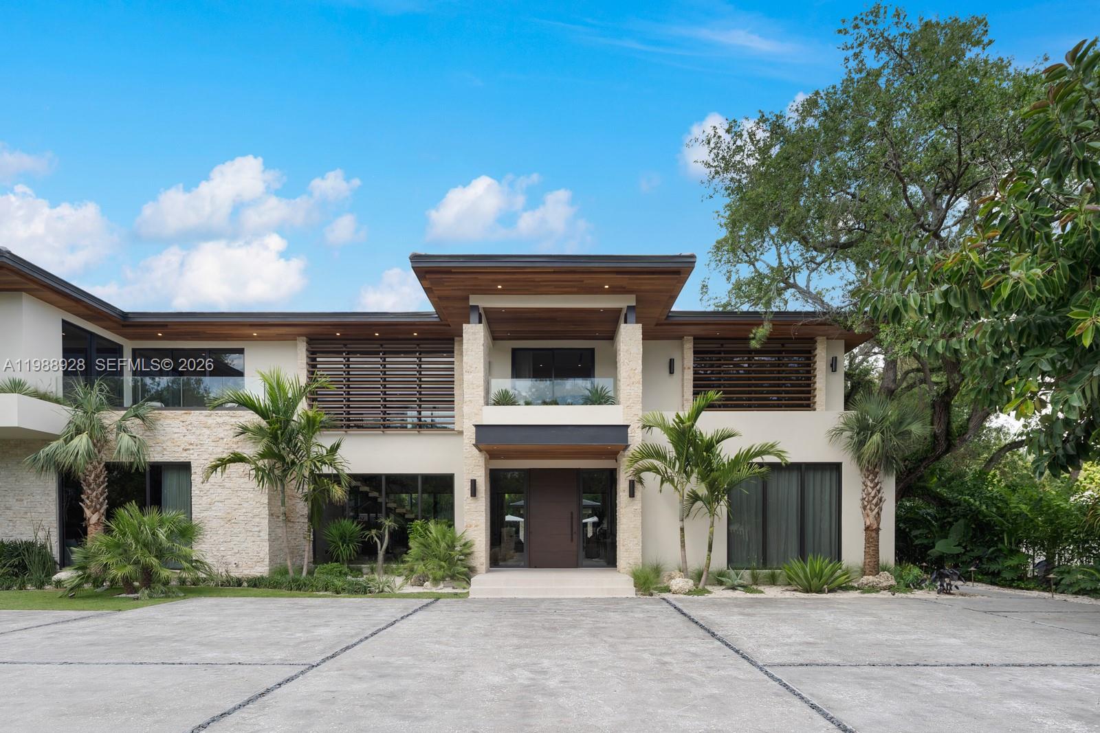 5545 SW 81st Ter, Miami FL 33143