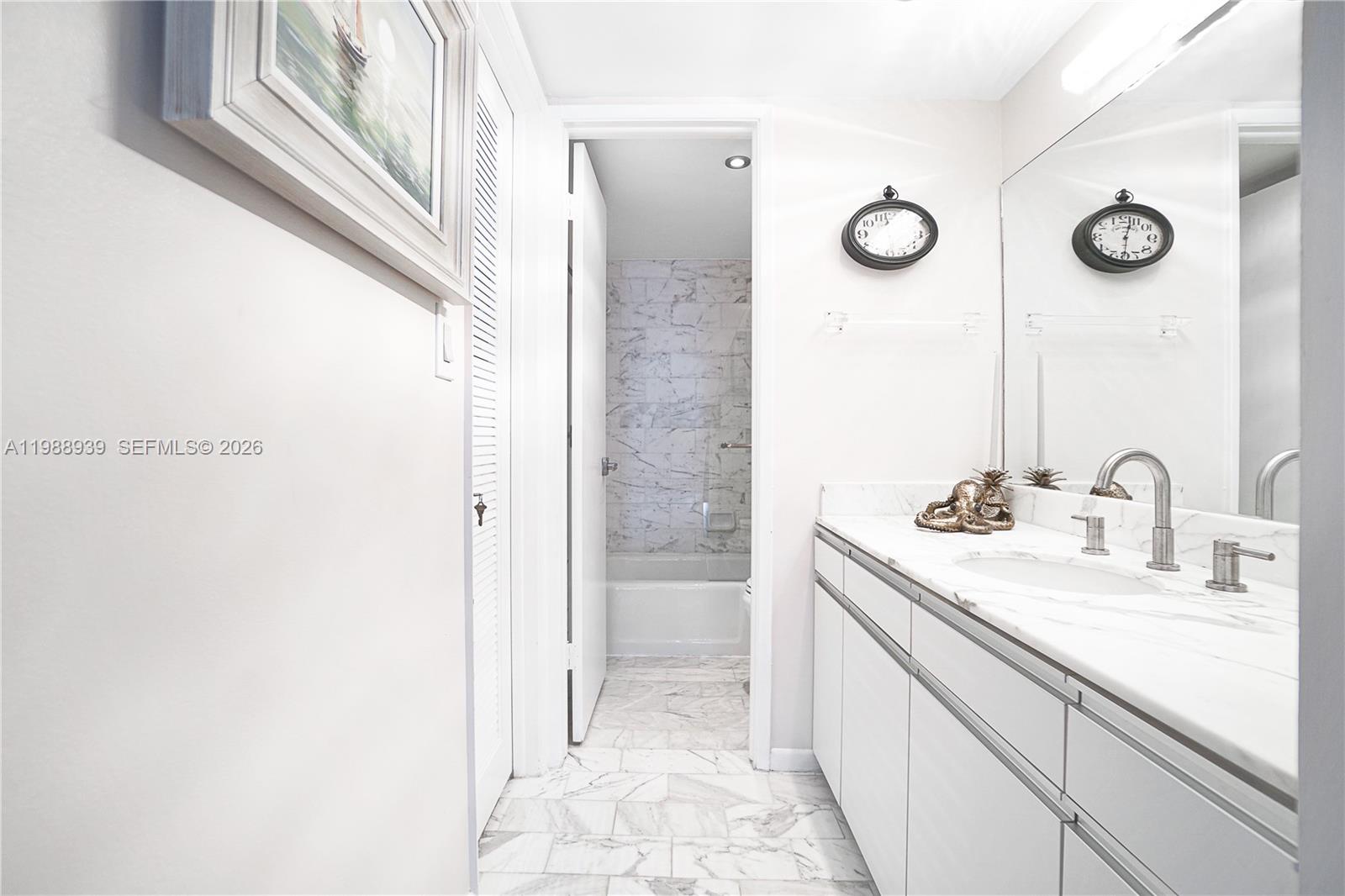 9 Island Ave #2410, Miami Beach FL 33139