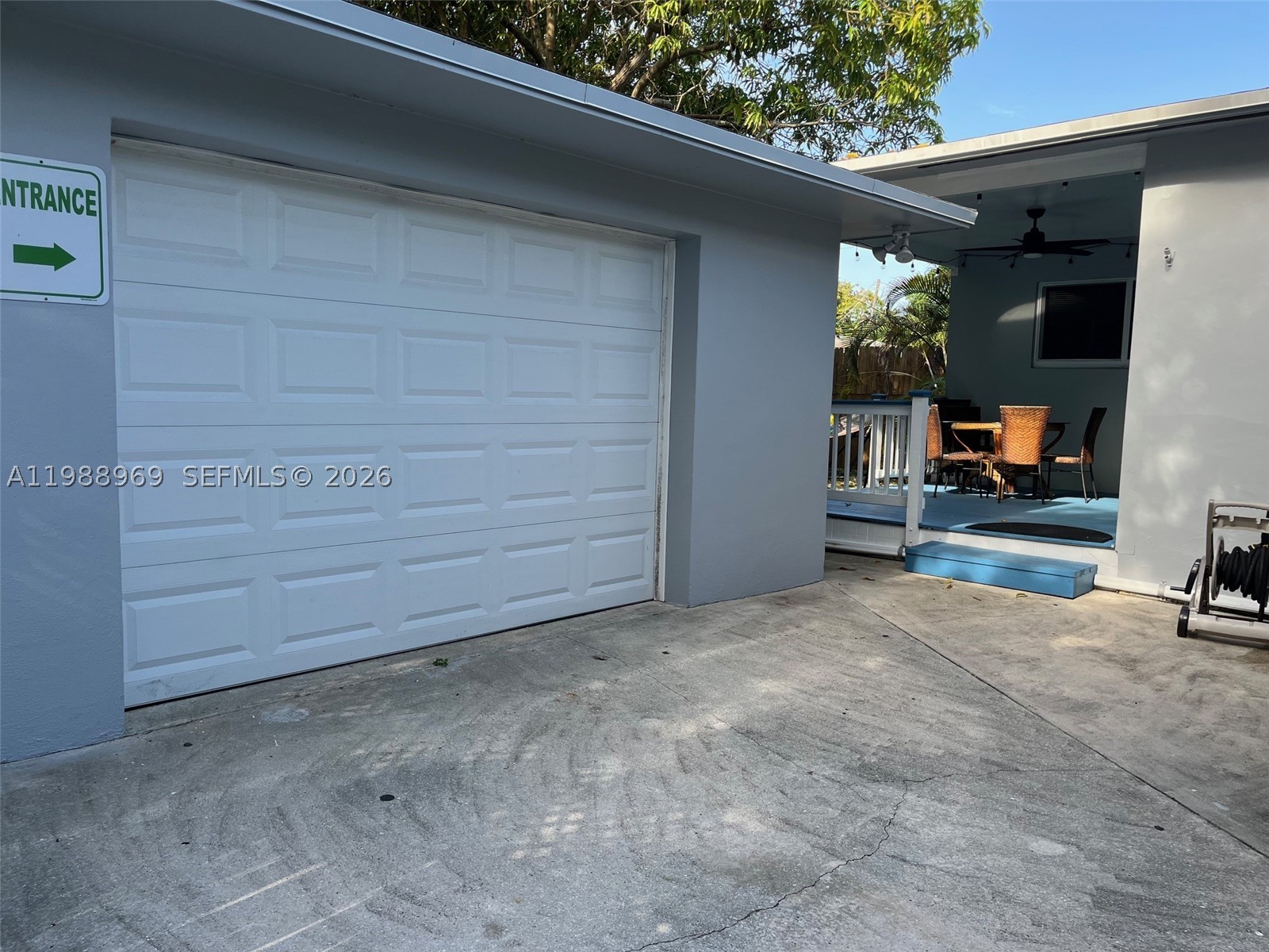 113 SW 2nd St, Hallandale Beach FL 33009