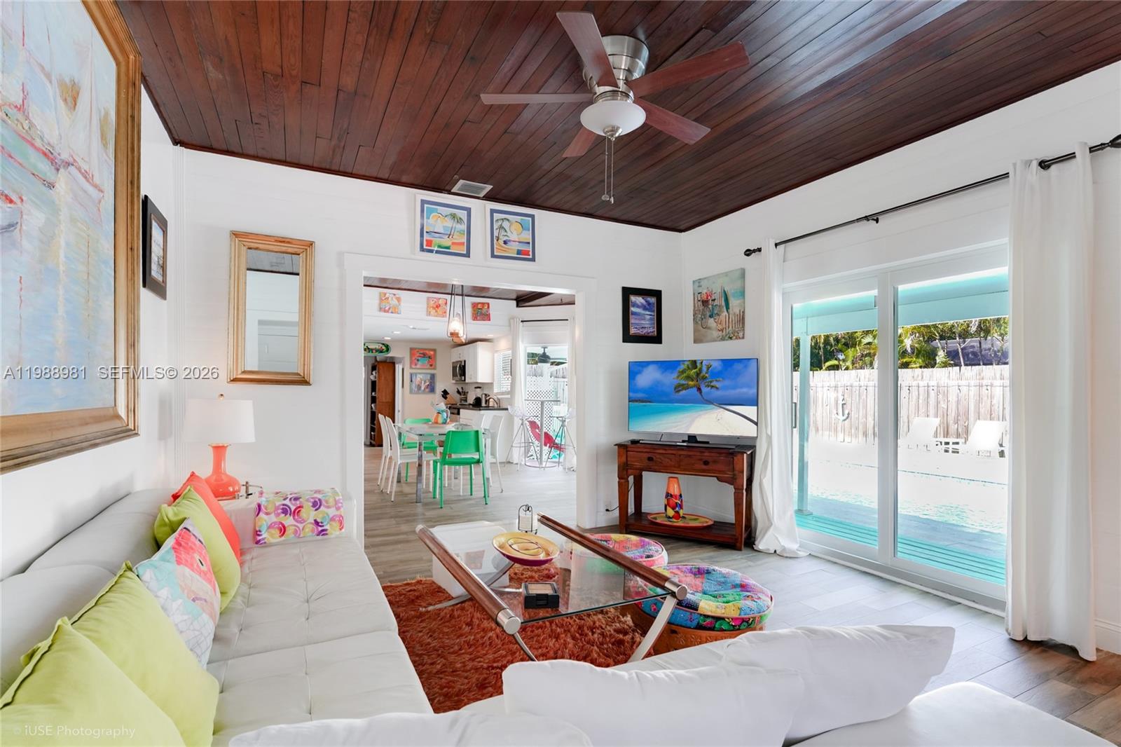 212 SW 1st Ave, Hallandale Beach FL 33009