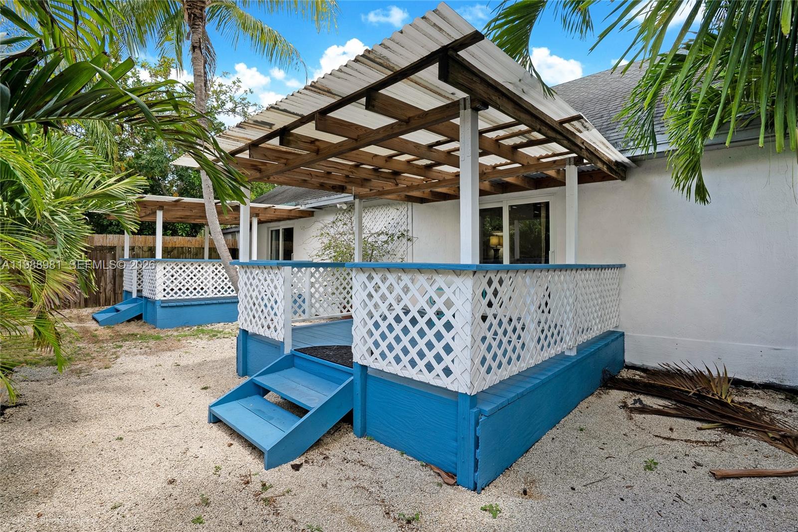 212 SW 1st Ave, Hallandale Beach FL 33009