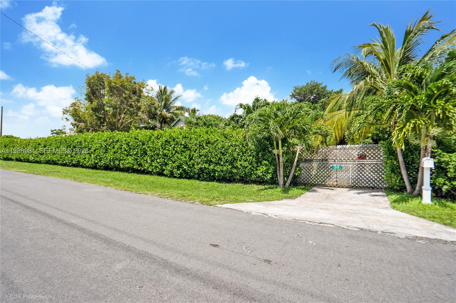 212 SW 1st Ave, Hallandale Beach FL 33009
