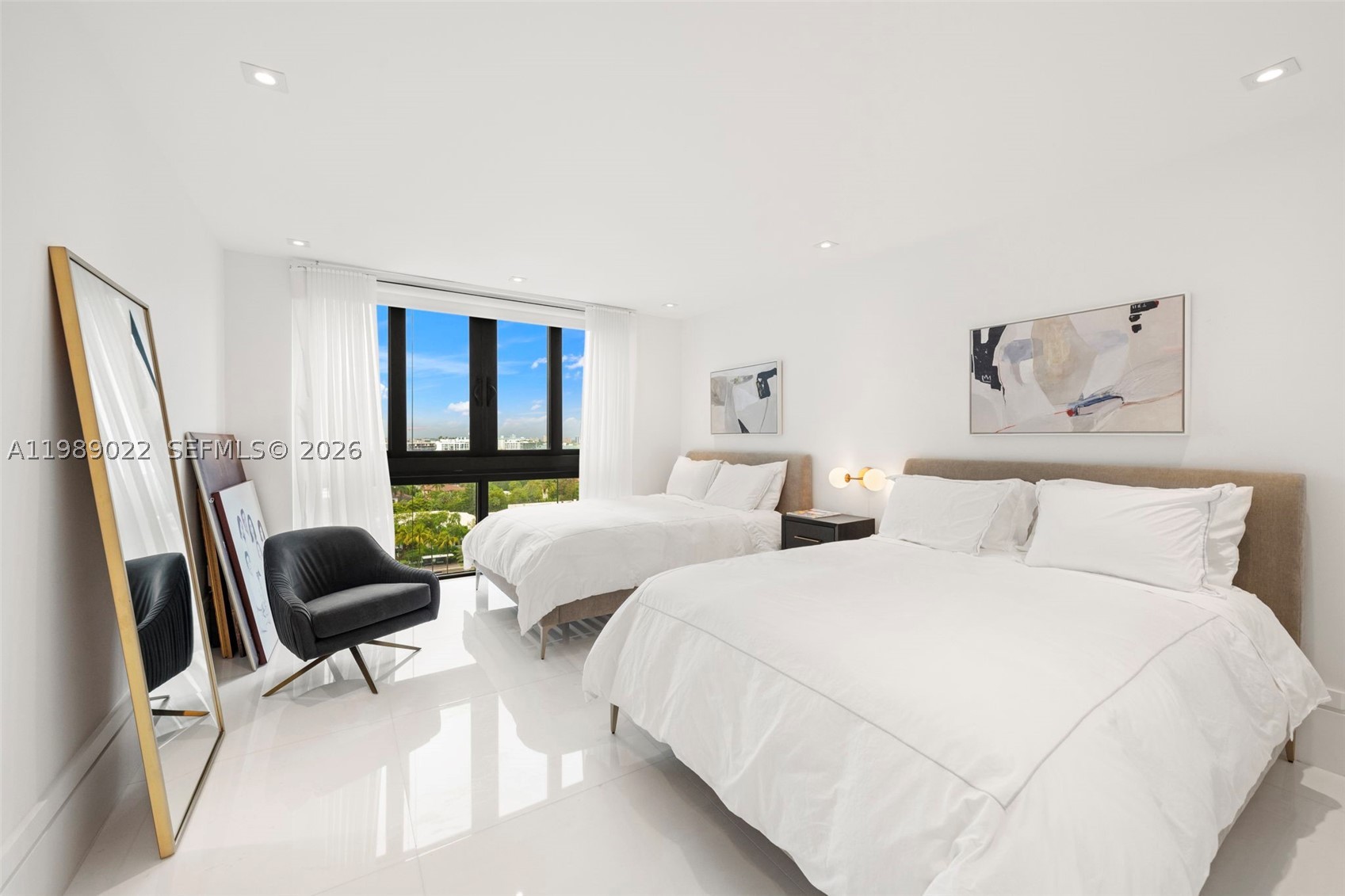 9999 Collins Ave #11J, Bal Harbour FL 33154