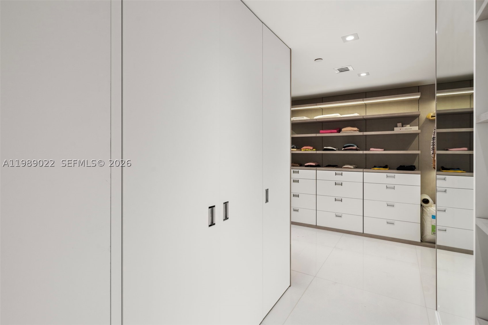 9999 Collins Ave #11J, Bal Harbour FL 33154
