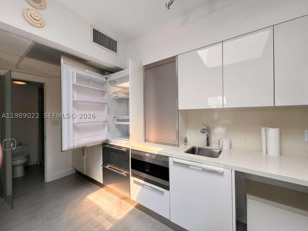 9999 Collins Ave #11J, Bal Harbour FL 33154