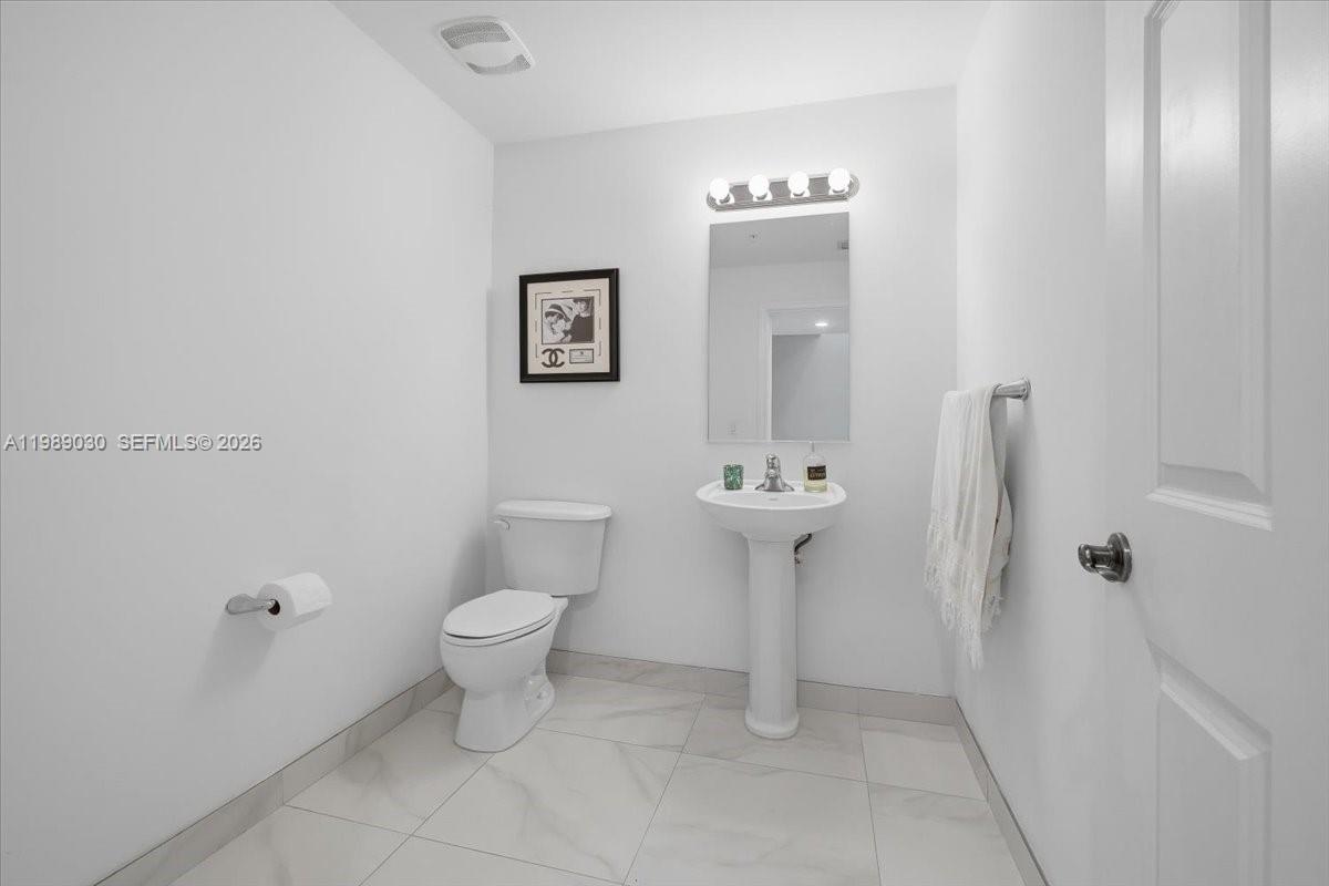 8390 SW 72nd Ave #106, Miami FL 33143