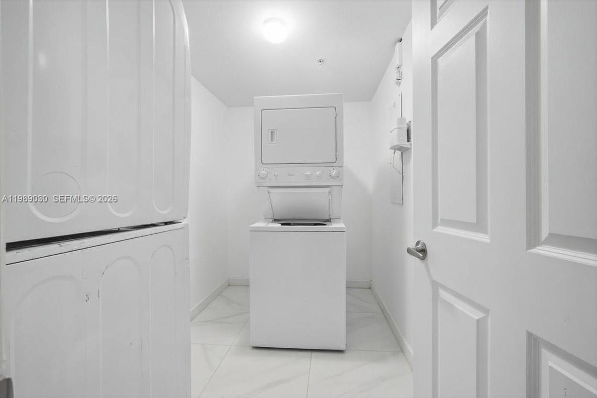 8390 SW 72nd Ave #106, Miami FL 33143