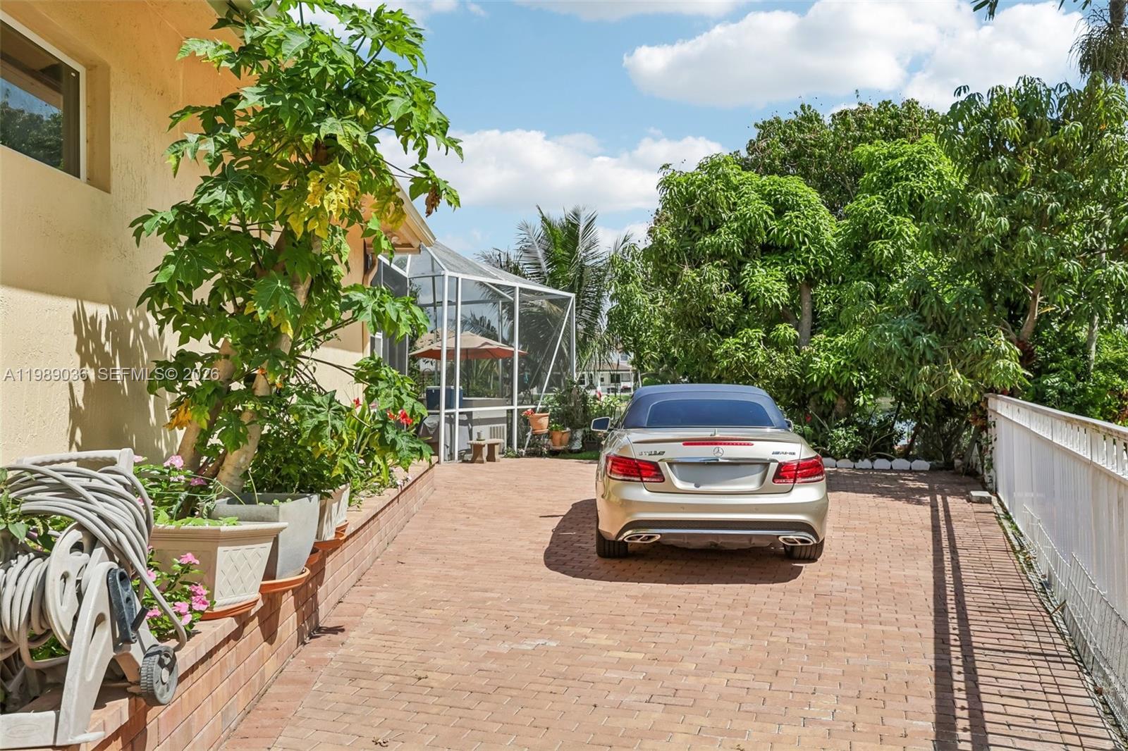 17211 SW 12th St, Pembroke Pines FL 33029