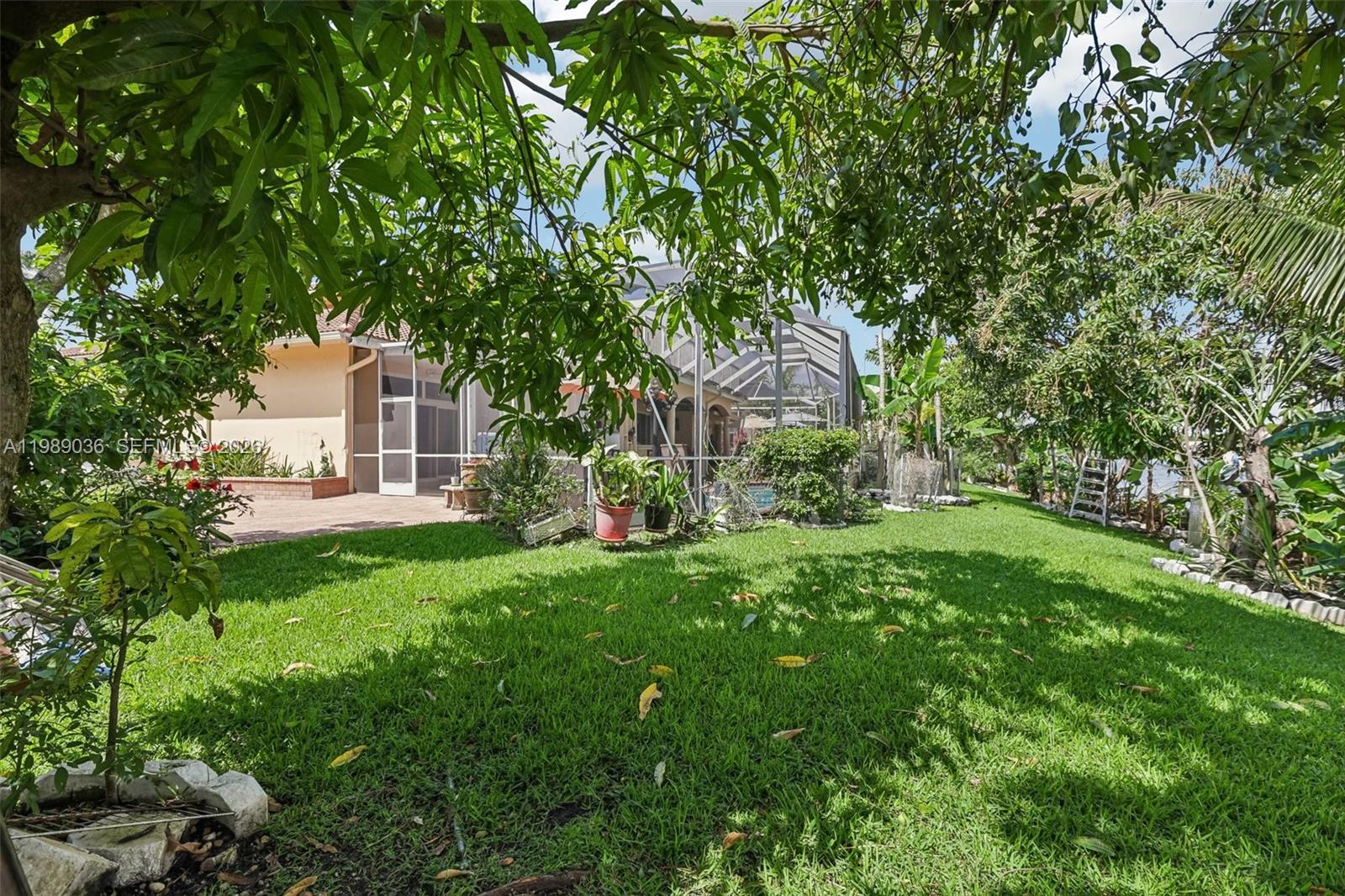 17211 SW 12th St, Pembroke Pines FL 33029