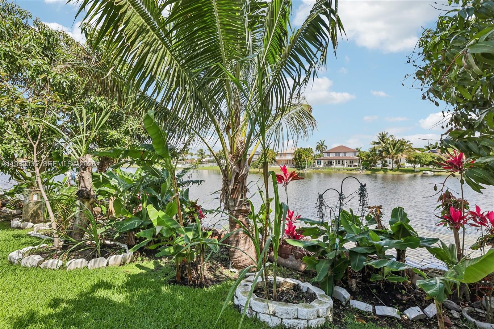 17211 SW 12th St, Pembroke Pines FL 33029