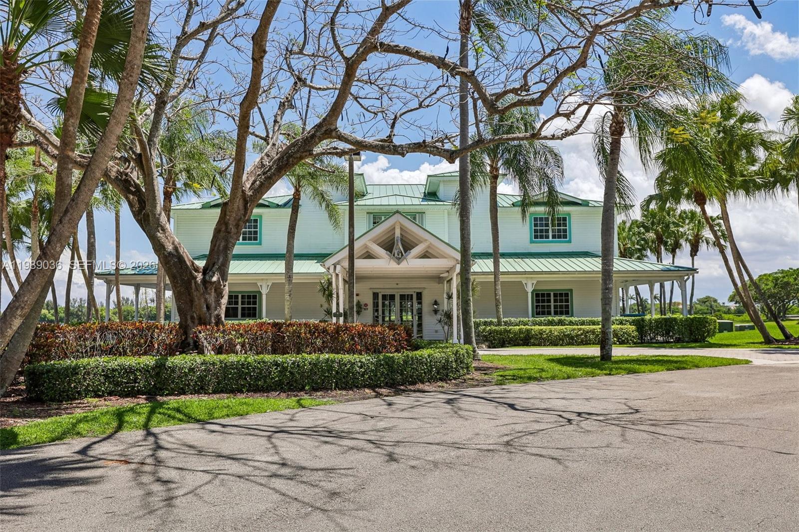 17211 SW 12th St, Pembroke Pines FL 33029