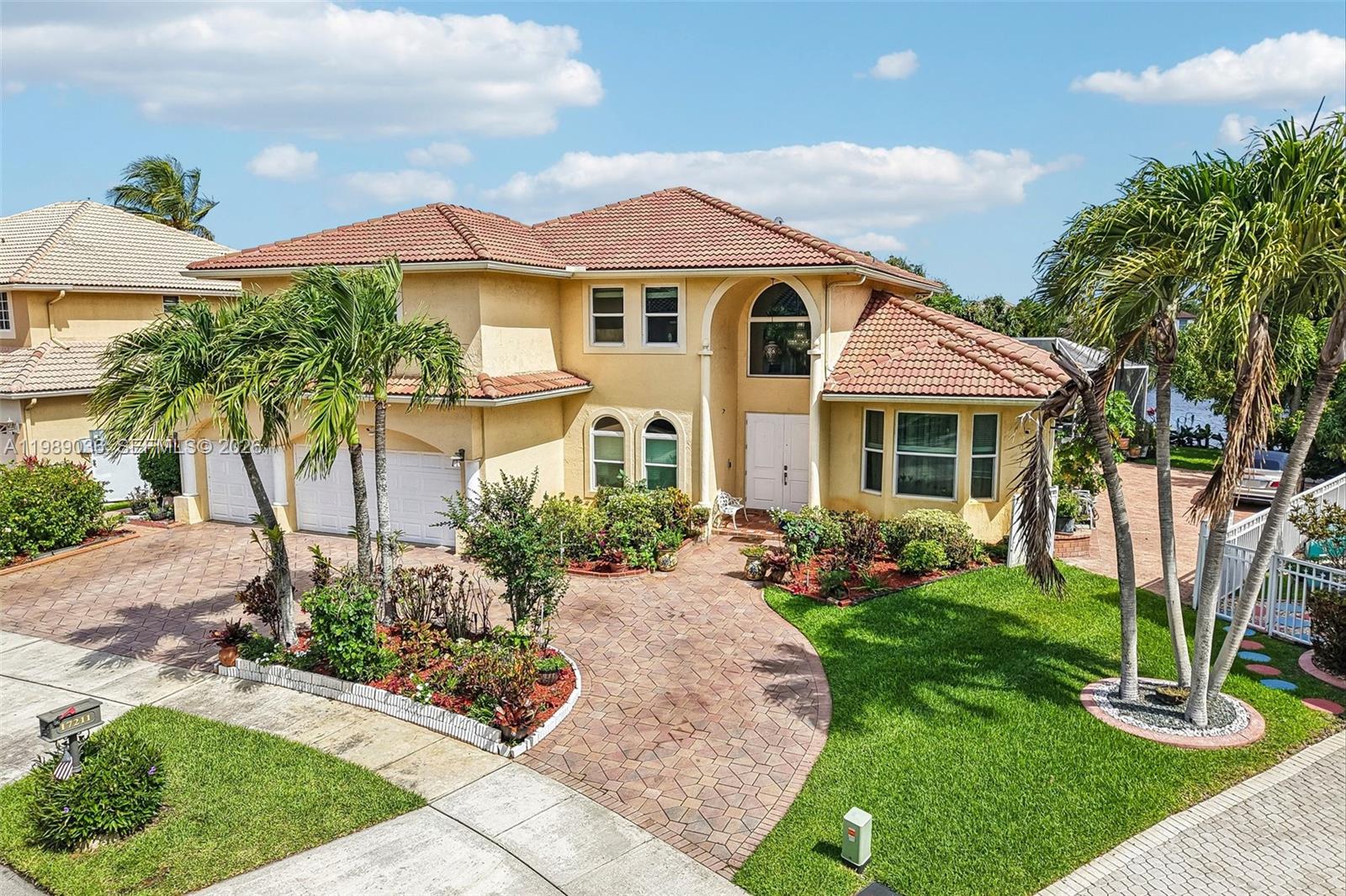 17211 SW 12th St, Pembroke Pines FL 33029