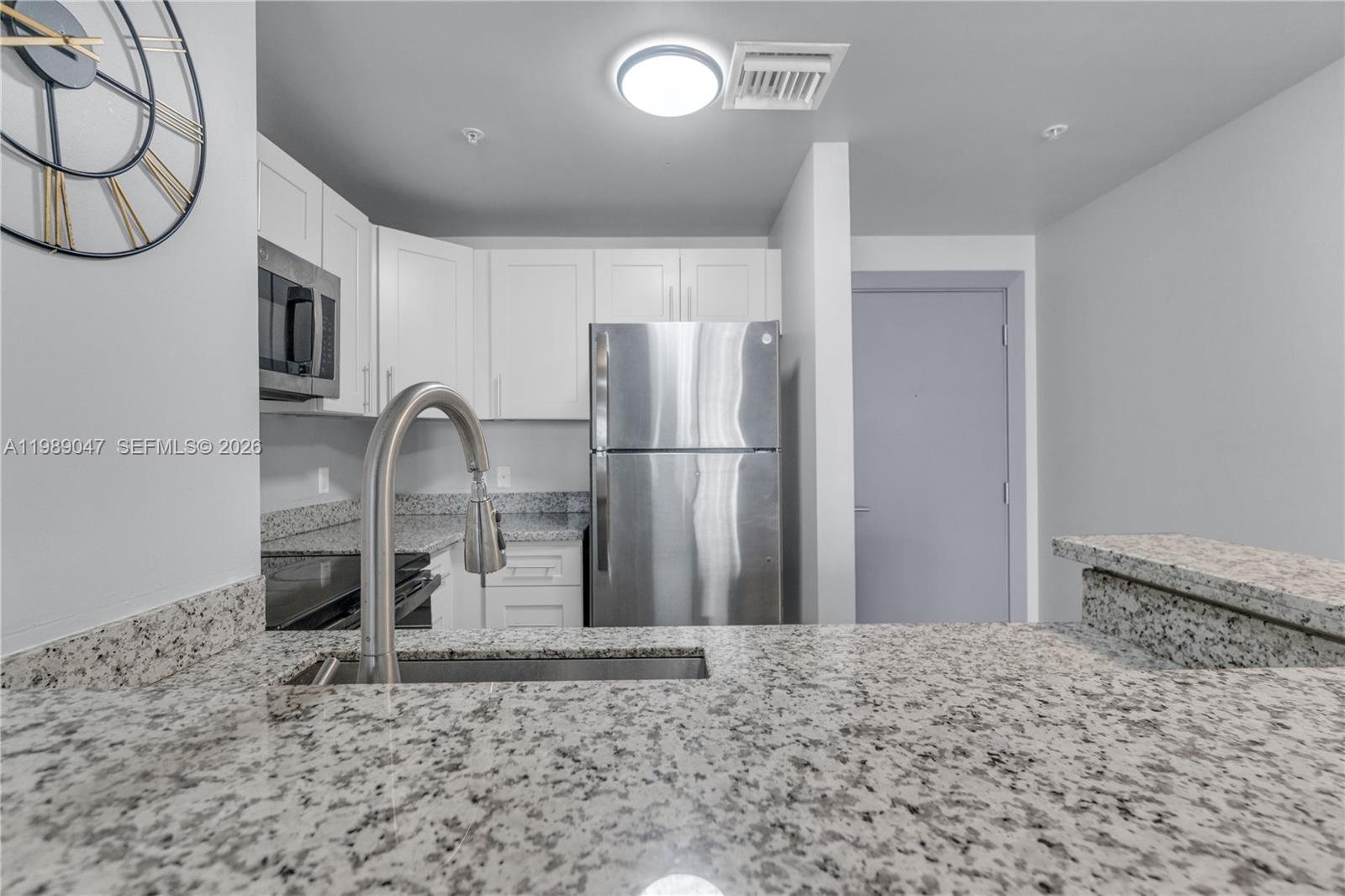185 SE 14th Ter #1611, Miami FL 33131