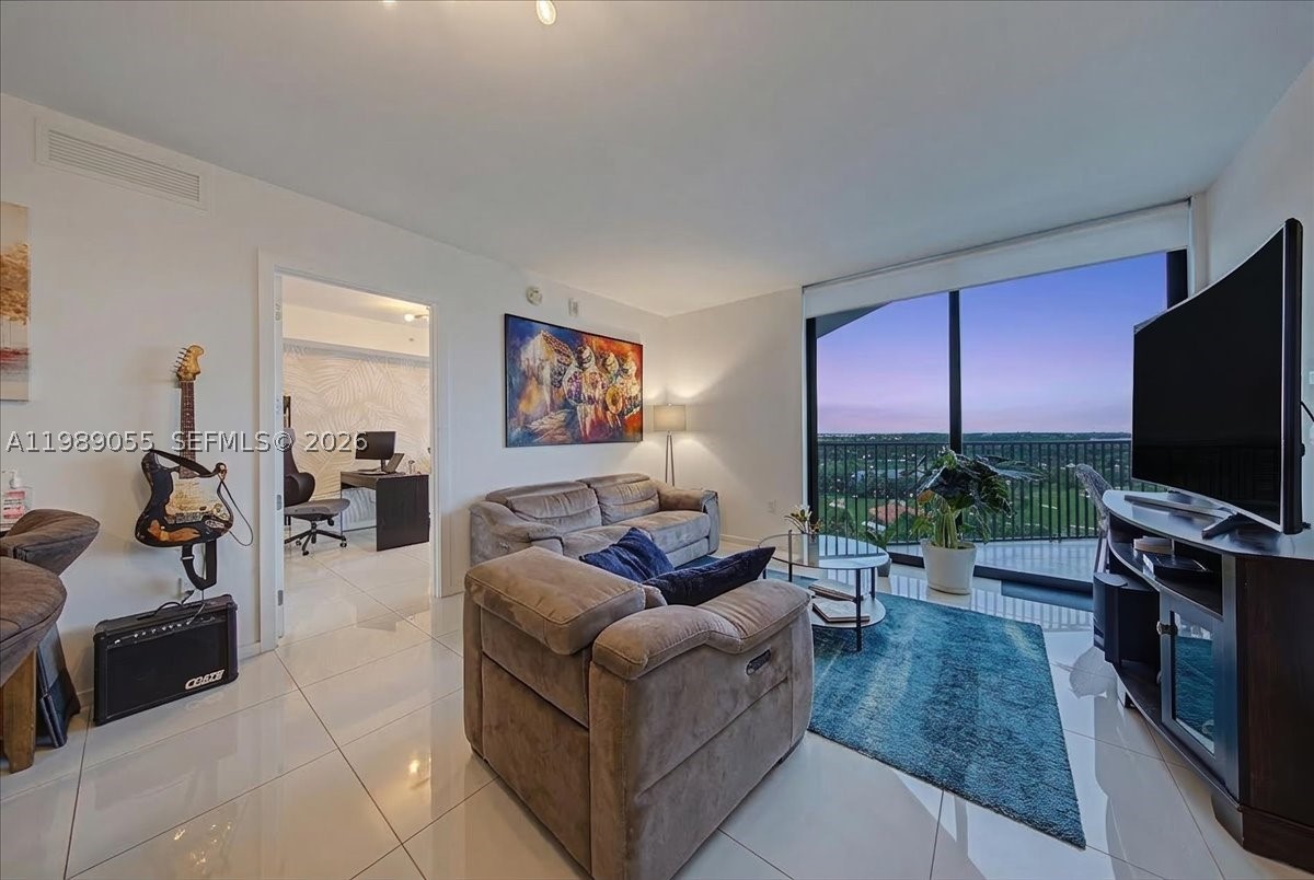 5252 NW 85th Ave #1410, Doral FL 33166