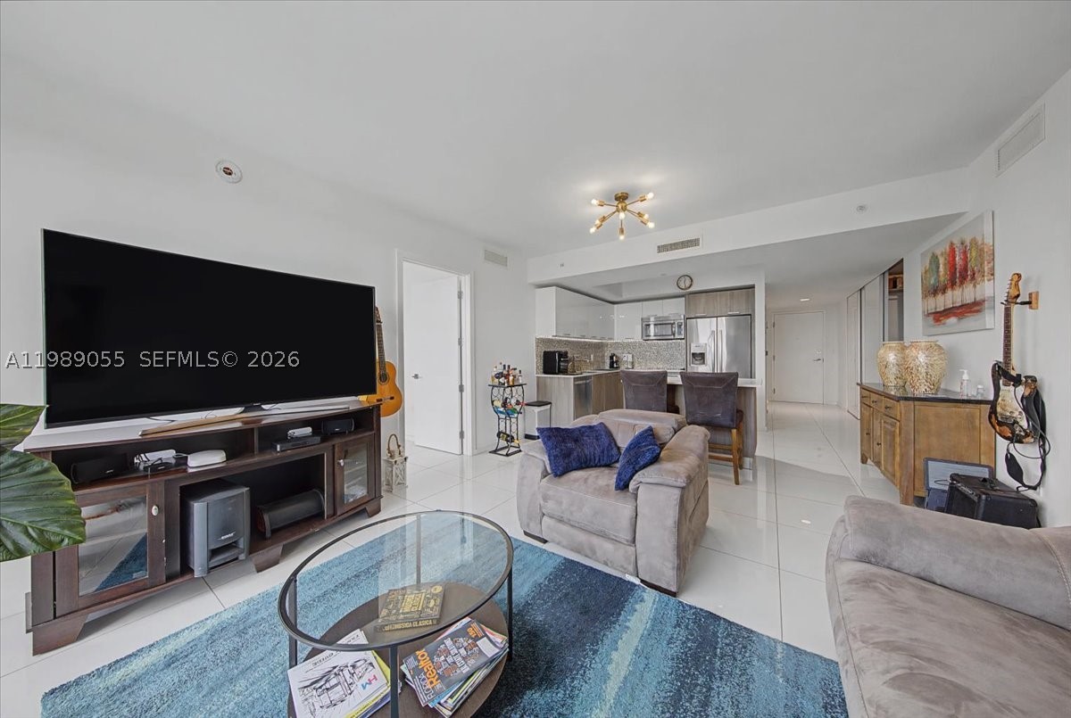 5252 NW 85th Ave #1410, Doral FL 33166