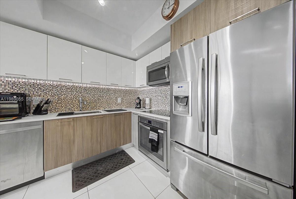 5252 NW 85th Ave #1410, Doral FL 33166