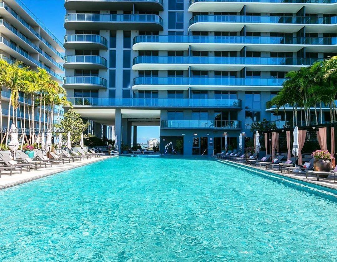 121 NE 34th St #2115, Miami FL 33137