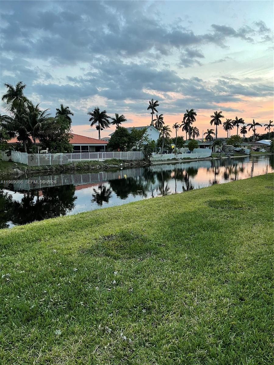 1236 NW 208th St, Miami Gardens FL 33169