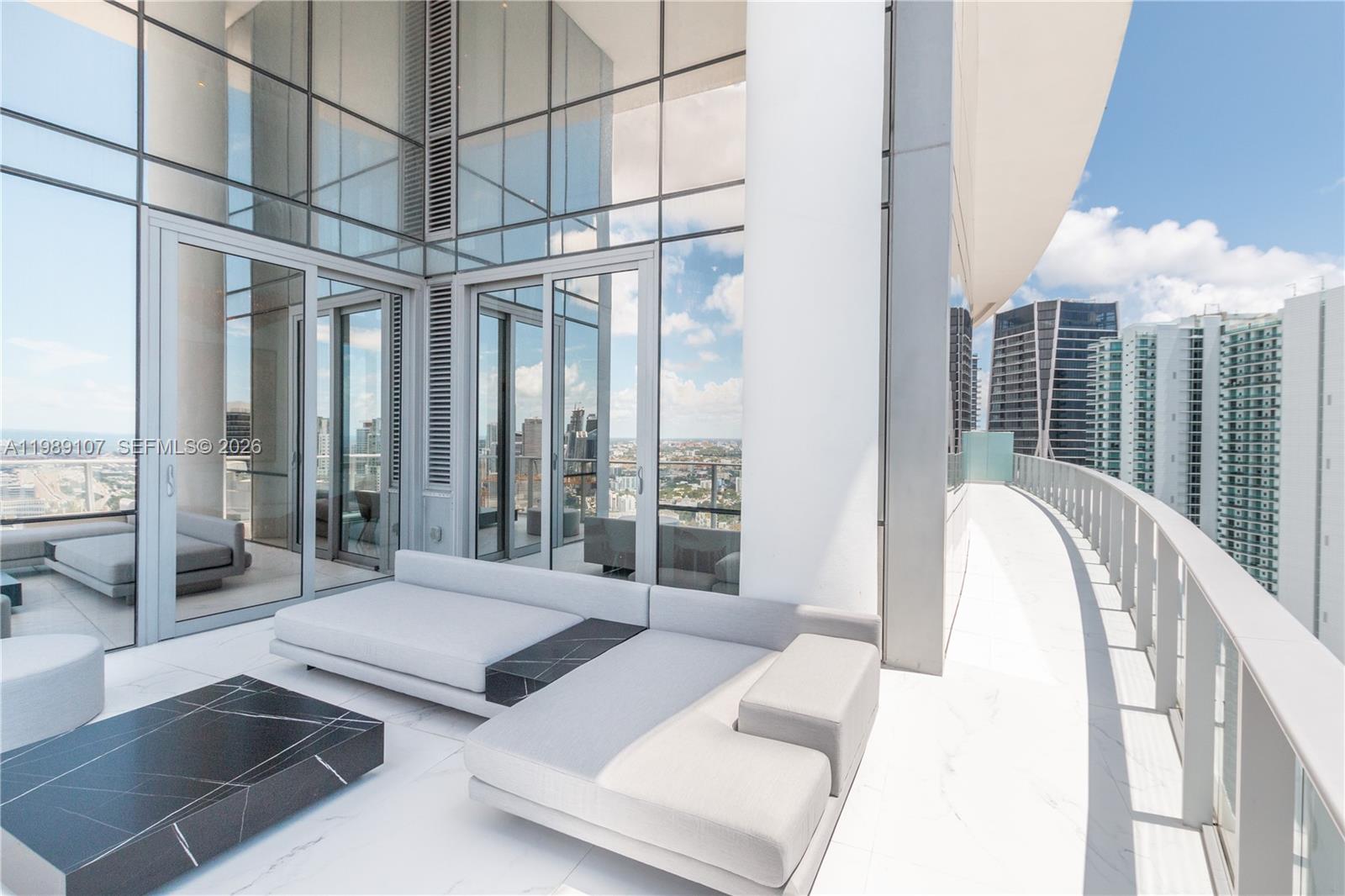851 NE 1st Ave #PH 4611, Miami FL 33132