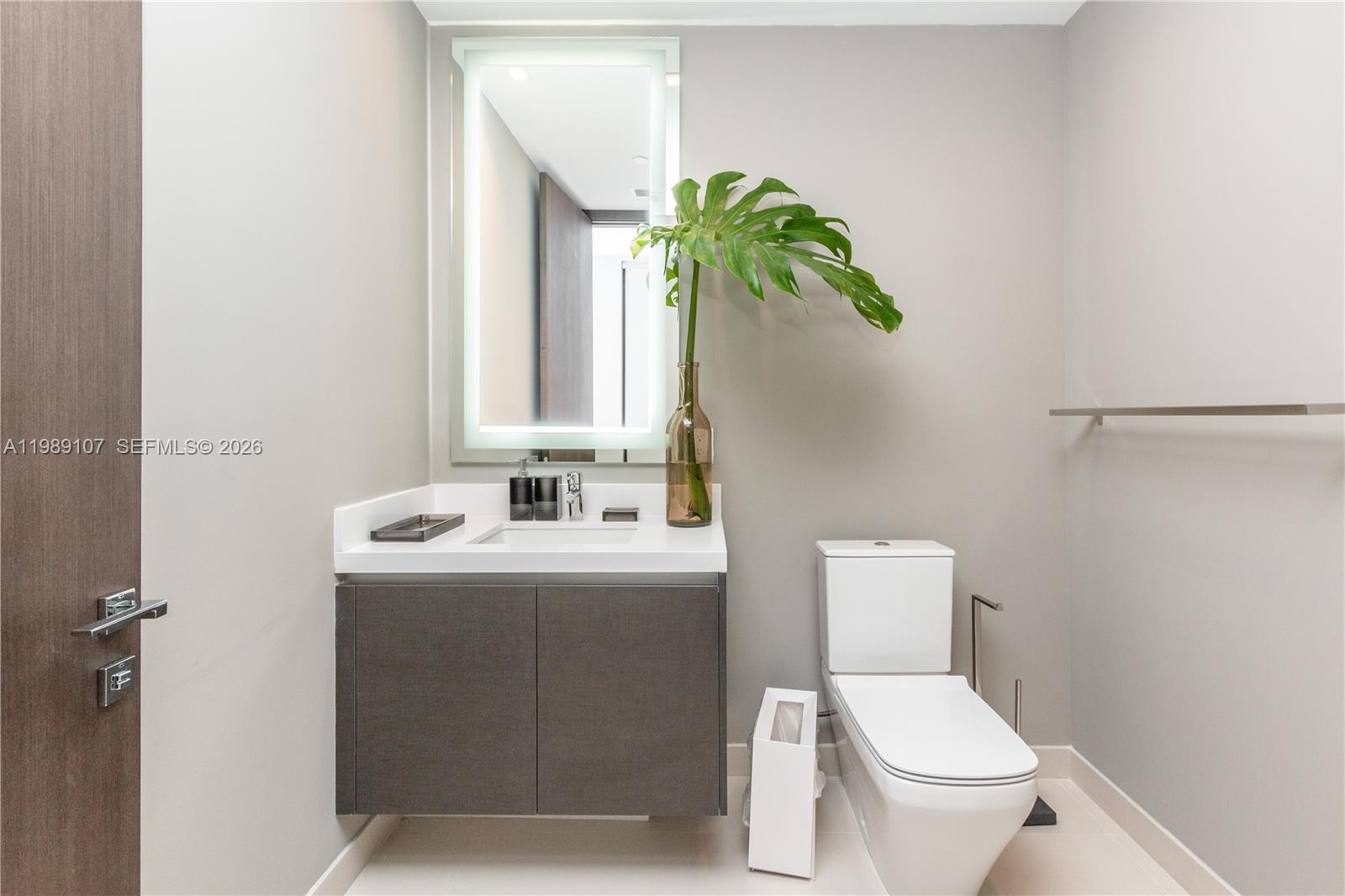 851 NE 1st Ave #PH 4611, Miami FL 33132
