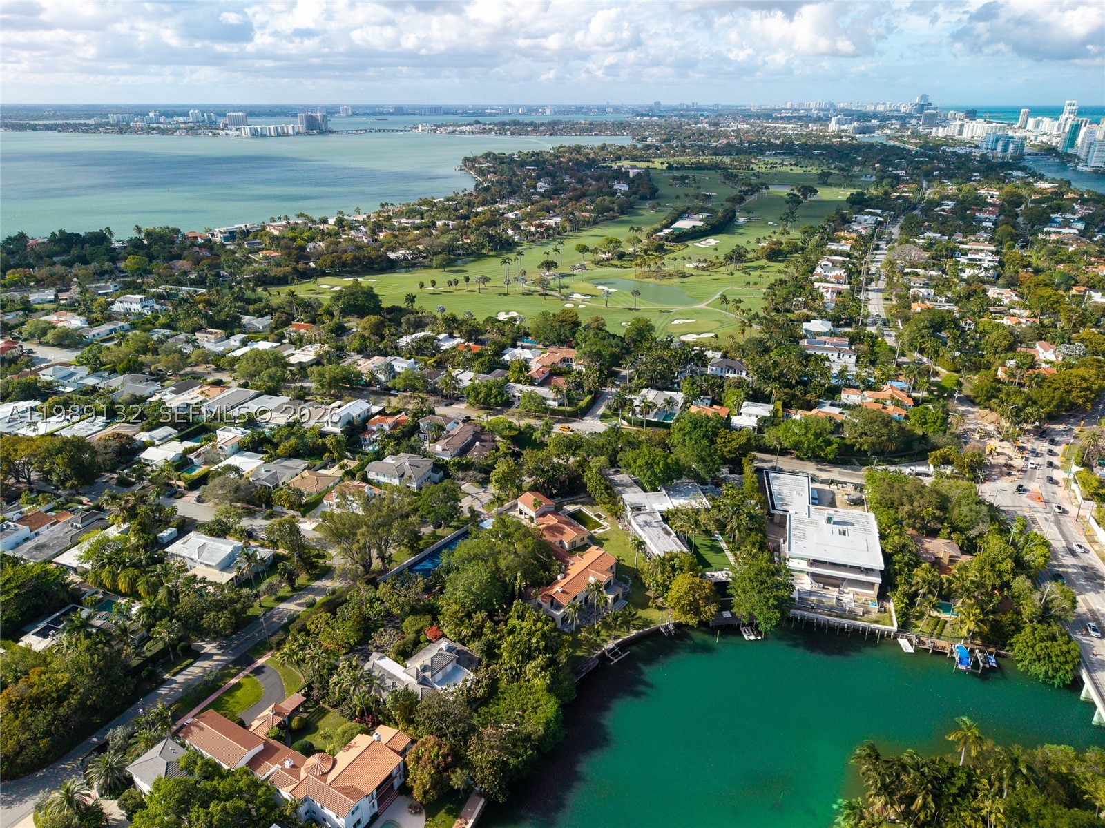 5005 Lakeview Dr, Miami Beach FL 33140