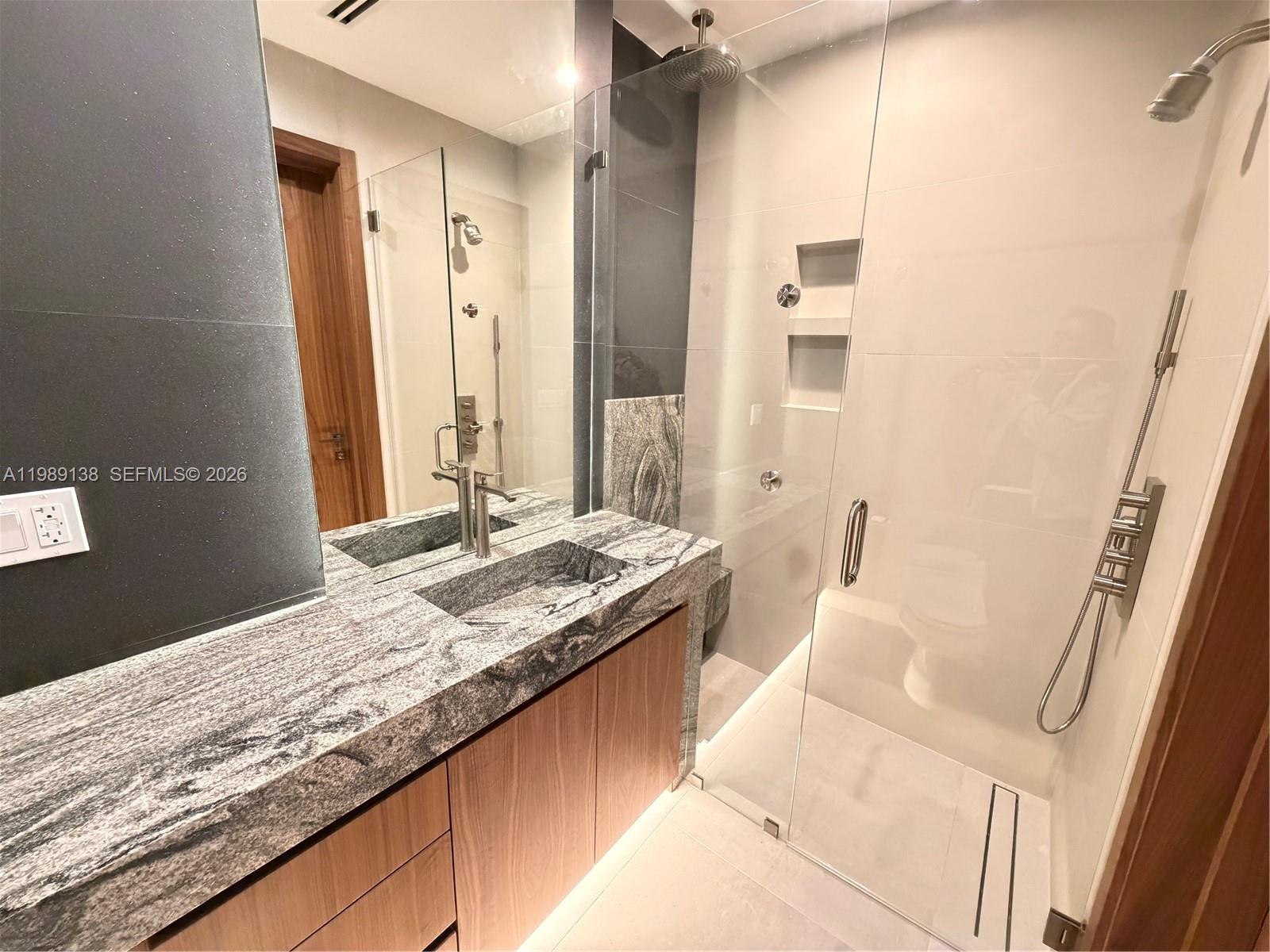 3200 NE 165th St, North Miami Beach FL 33160