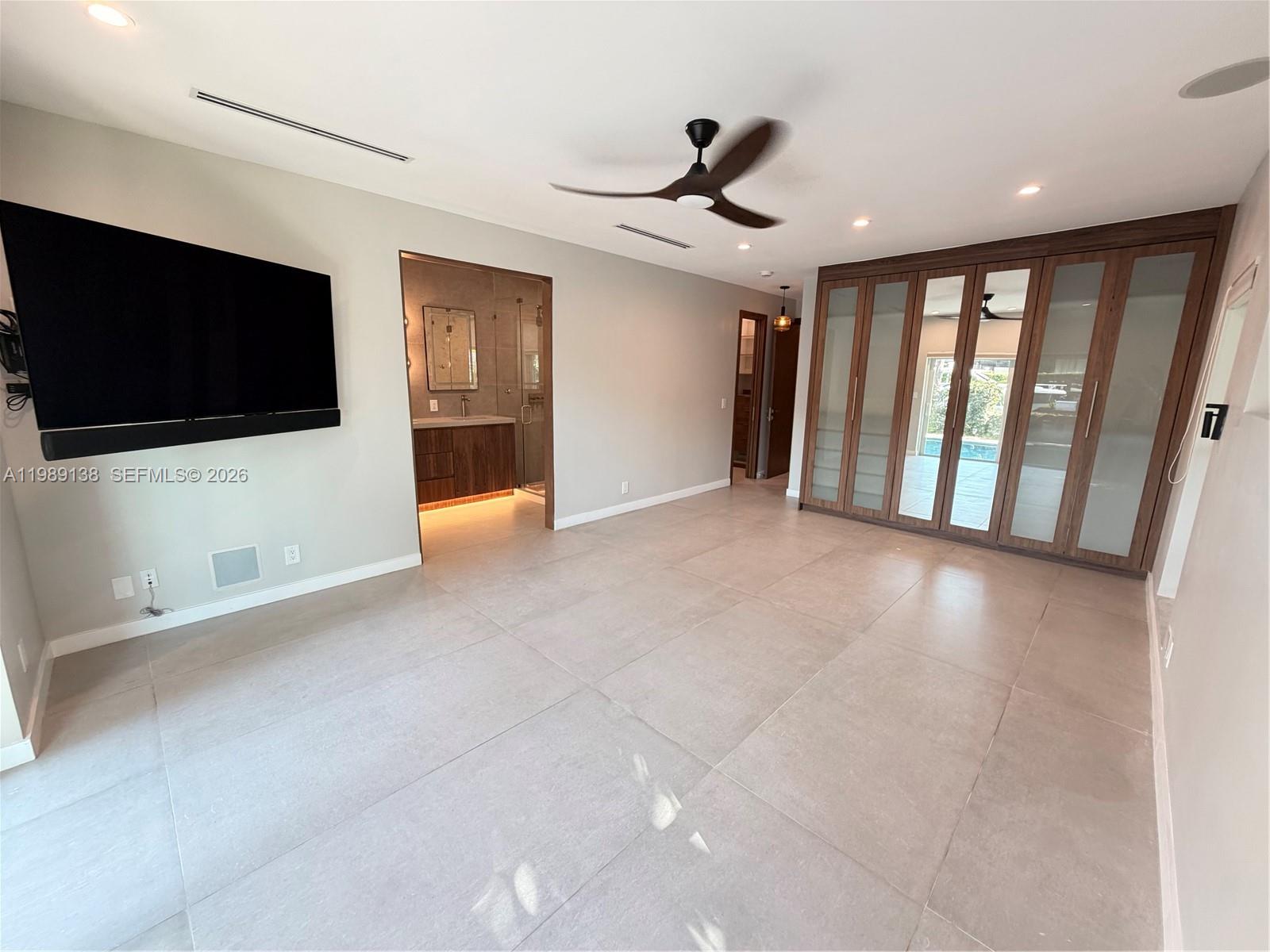 3200 NE 165th St, North Miami Beach FL 33160