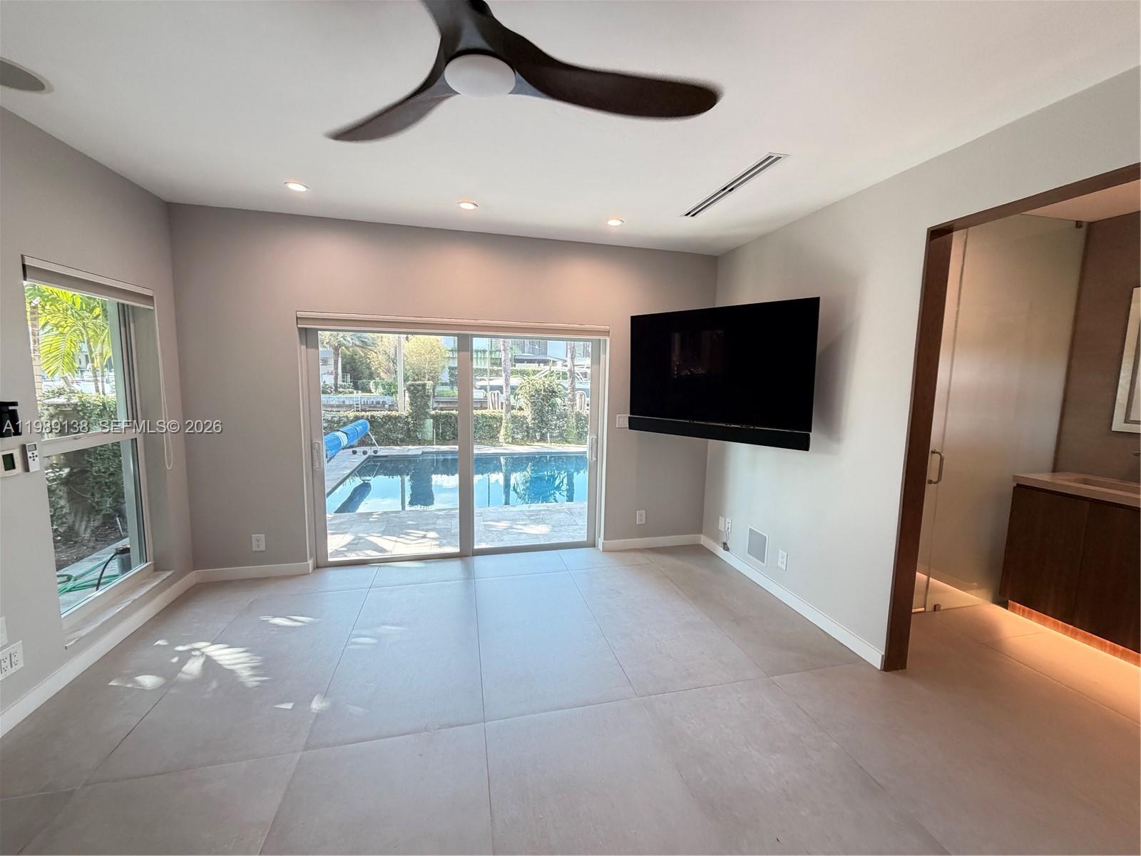 3200 NE 165th St, North Miami Beach FL 33160