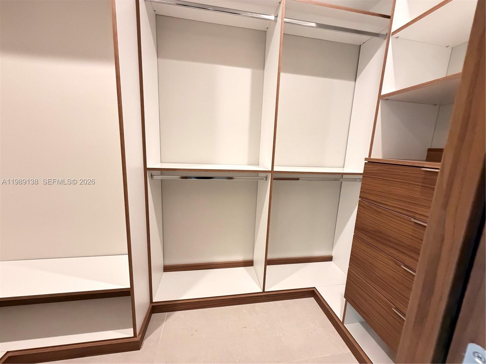 3200 NE 165th St, North Miami Beach FL 33160