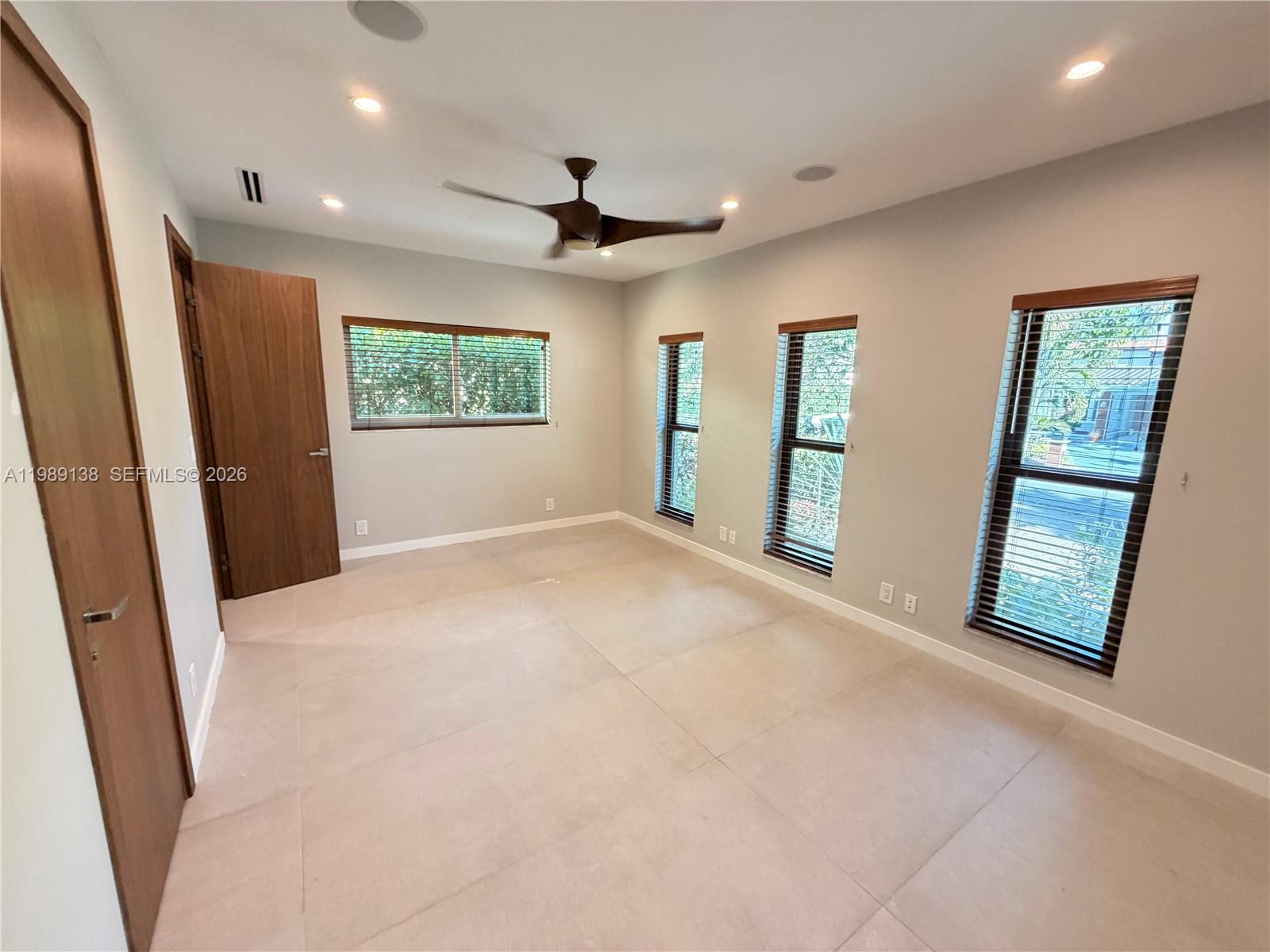3200 NE 165th St, North Miami Beach FL 33160