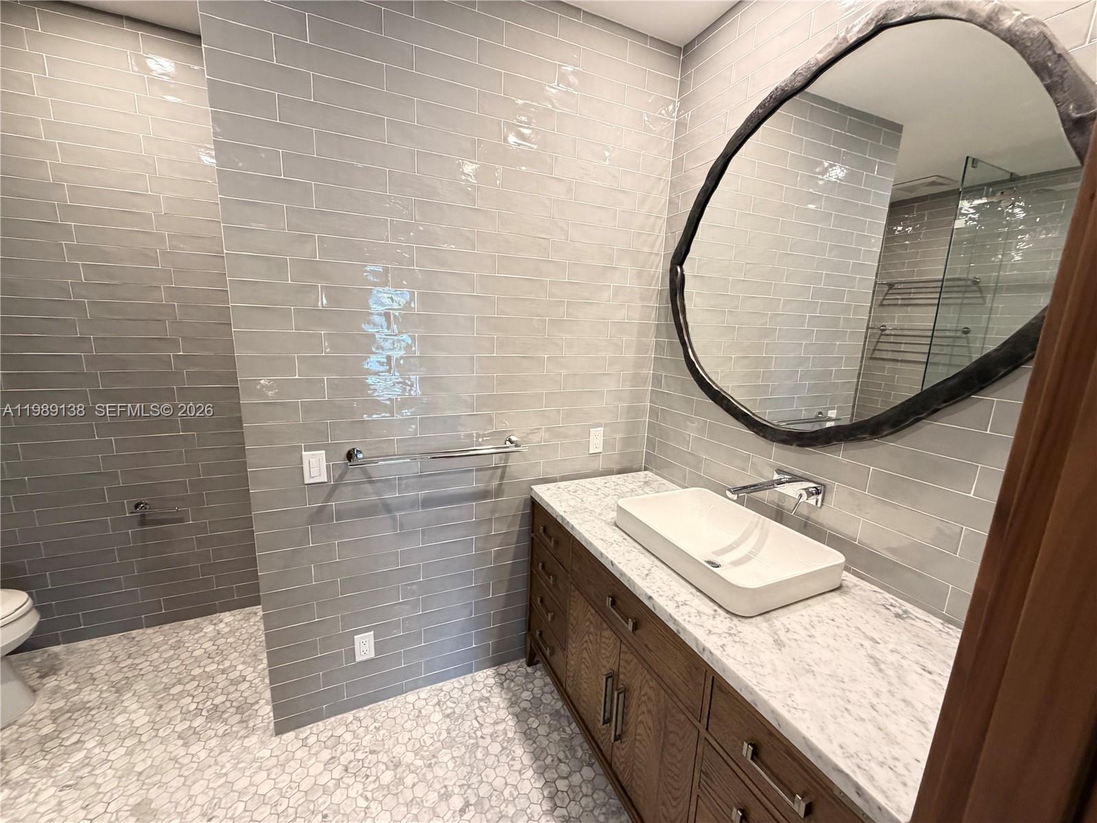 3200 NE 165th St, North Miami Beach FL 33160
