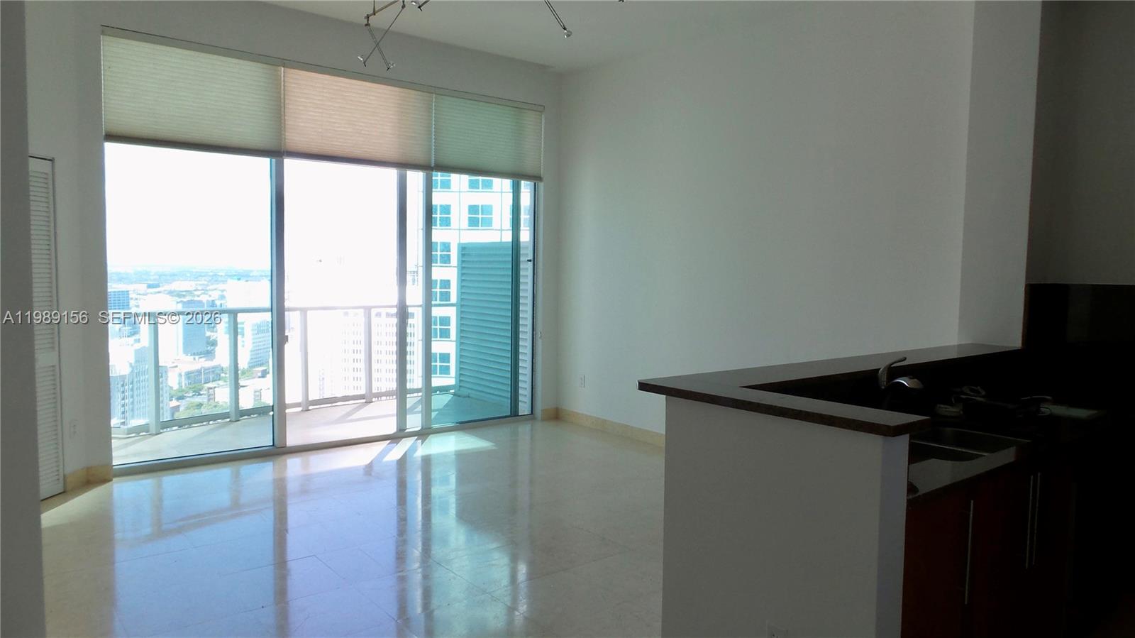 300 S Biscayne Blvd #PH-3805, Miami FL 33131