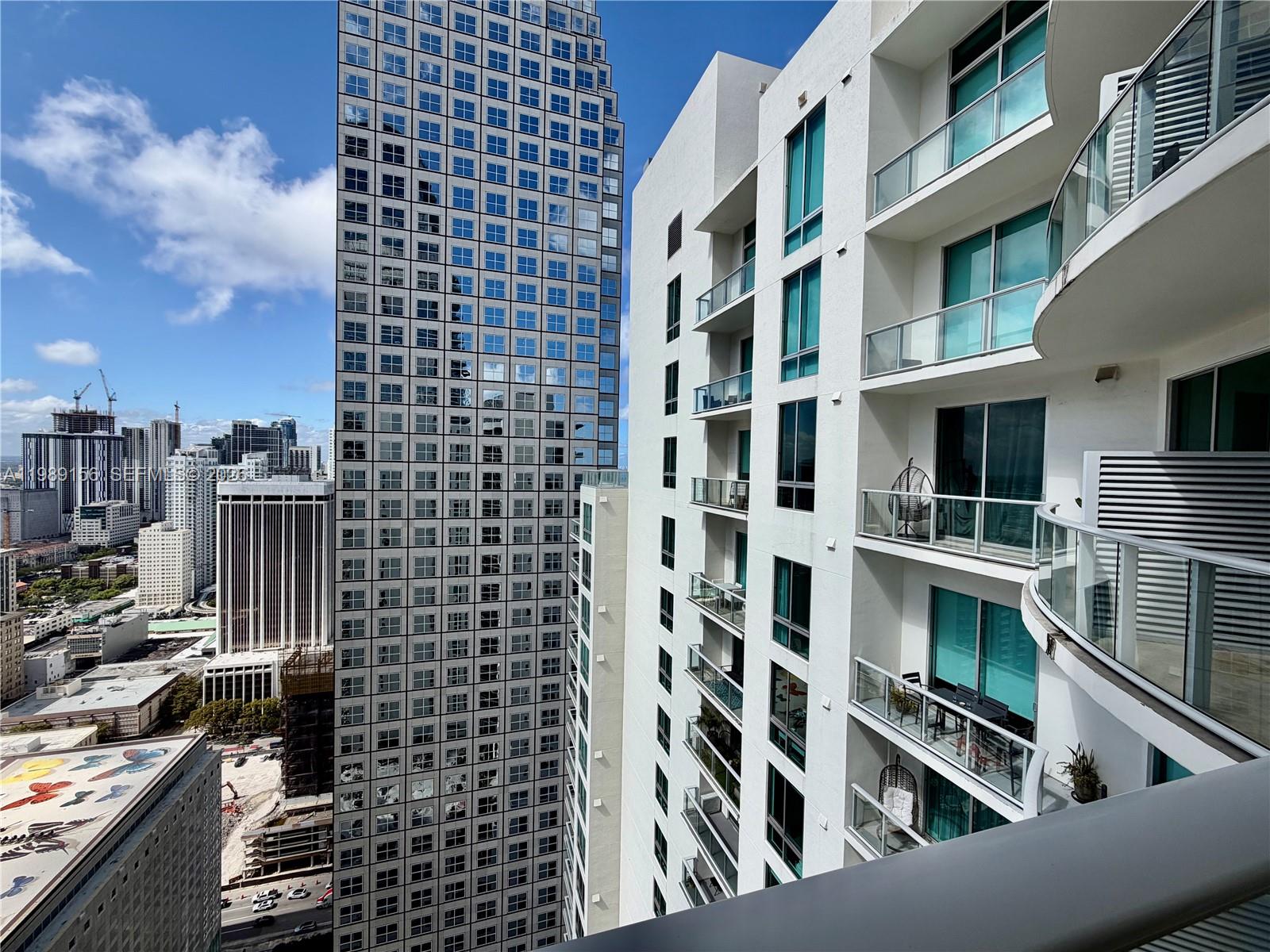 300 S Biscayne Blvd #PH-3805, Miami FL 33131
