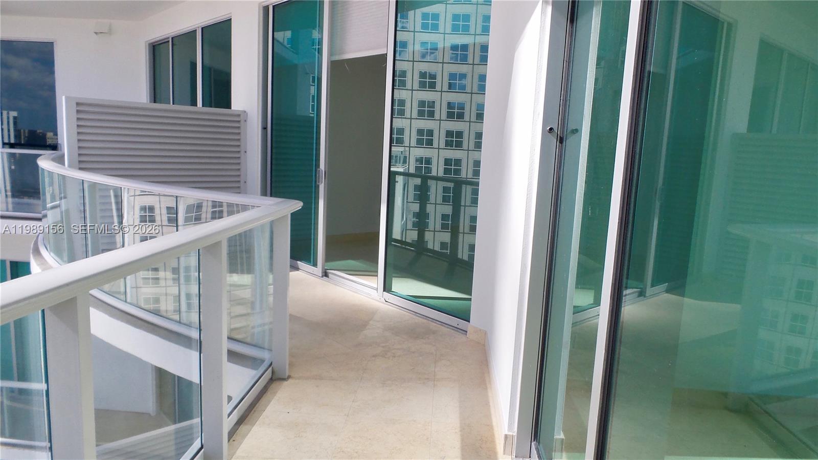 300 S Biscayne Blvd #PH-3805, Miami FL 33131