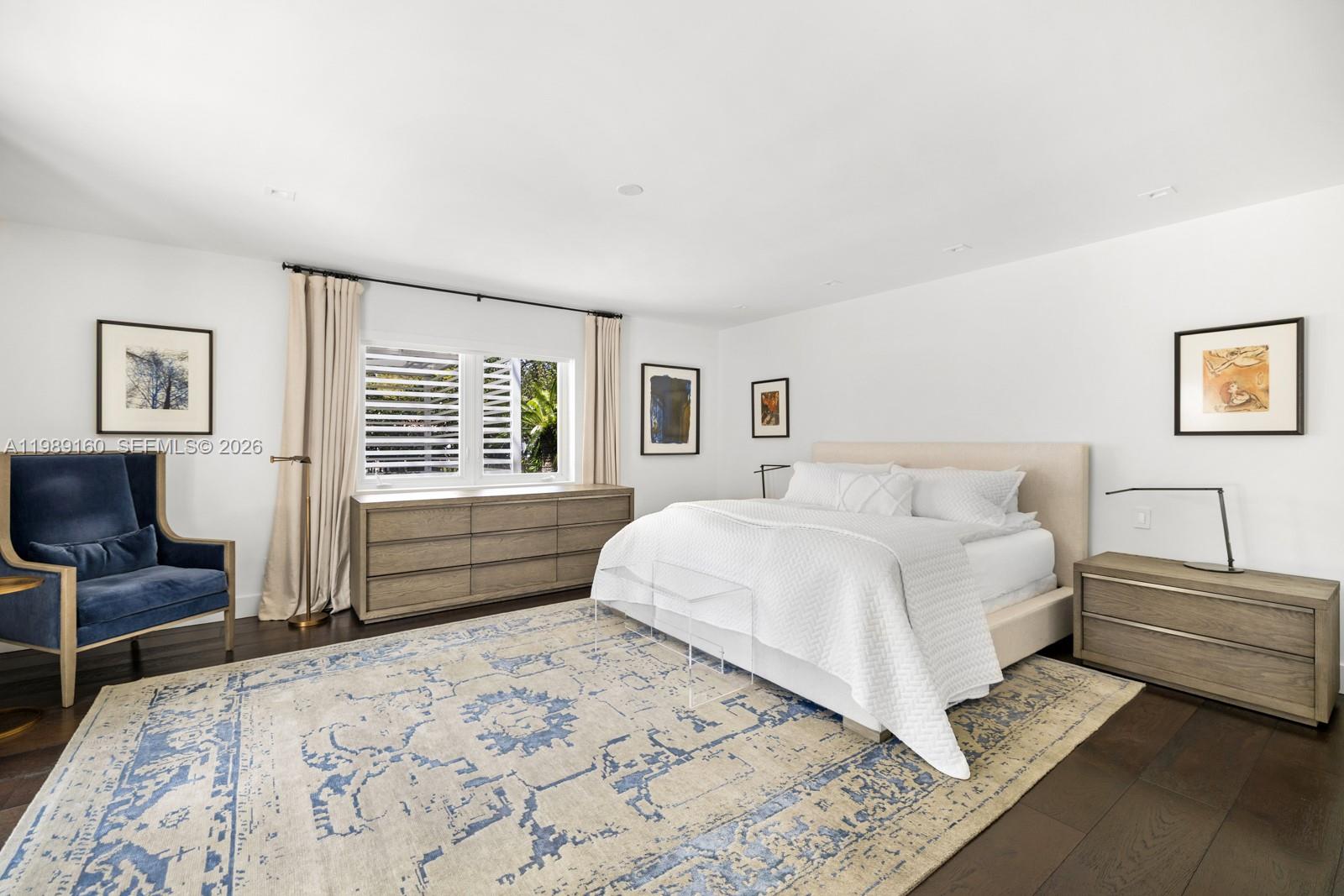 6120 Riviera Dr, Coral Gables FL 33146